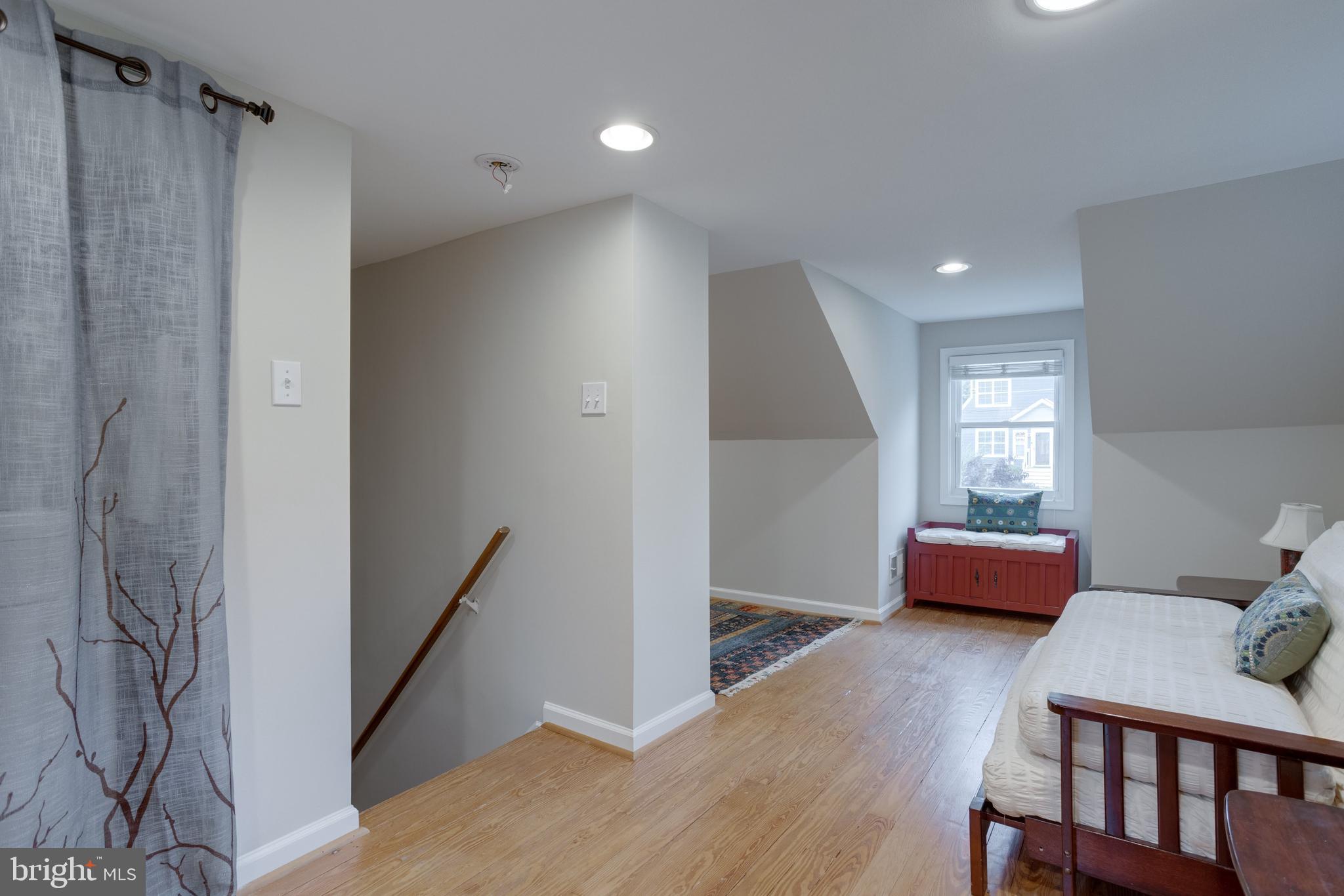 BEL AIR - Residential