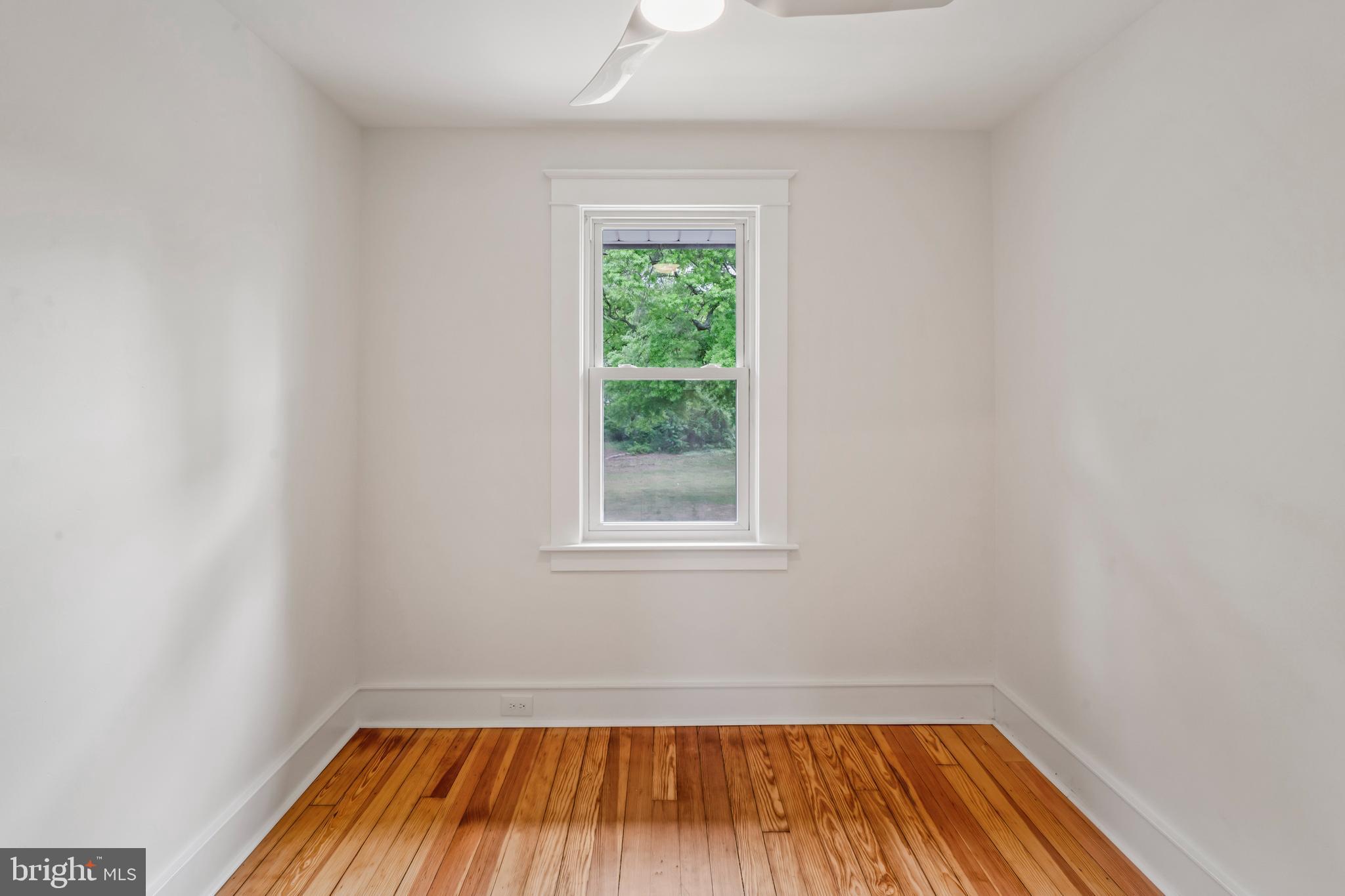 WESTINGHOUSE VLG - Residential