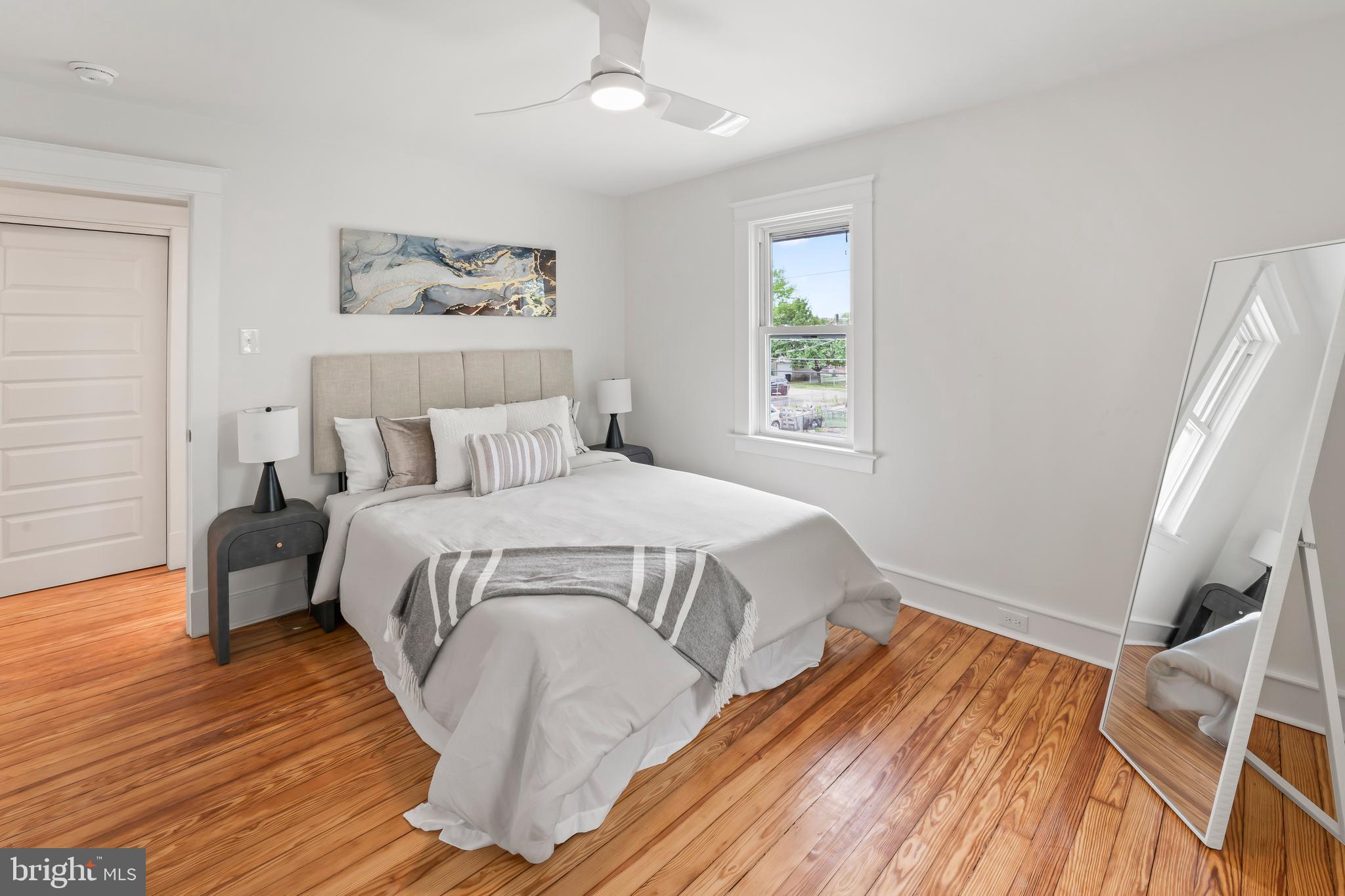 WESTINGHOUSE VLG - Residential