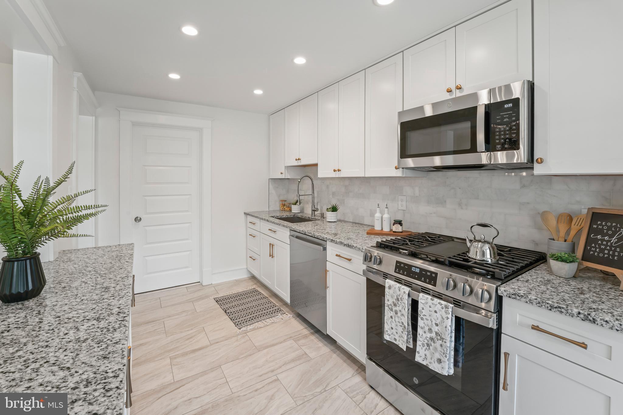 WESTINGHOUSE VLG - Residential