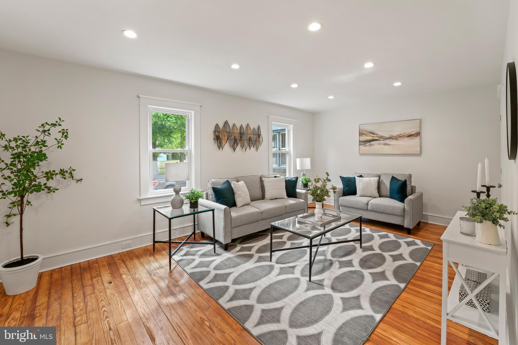 WESTINGHOUSE VLG - Residential