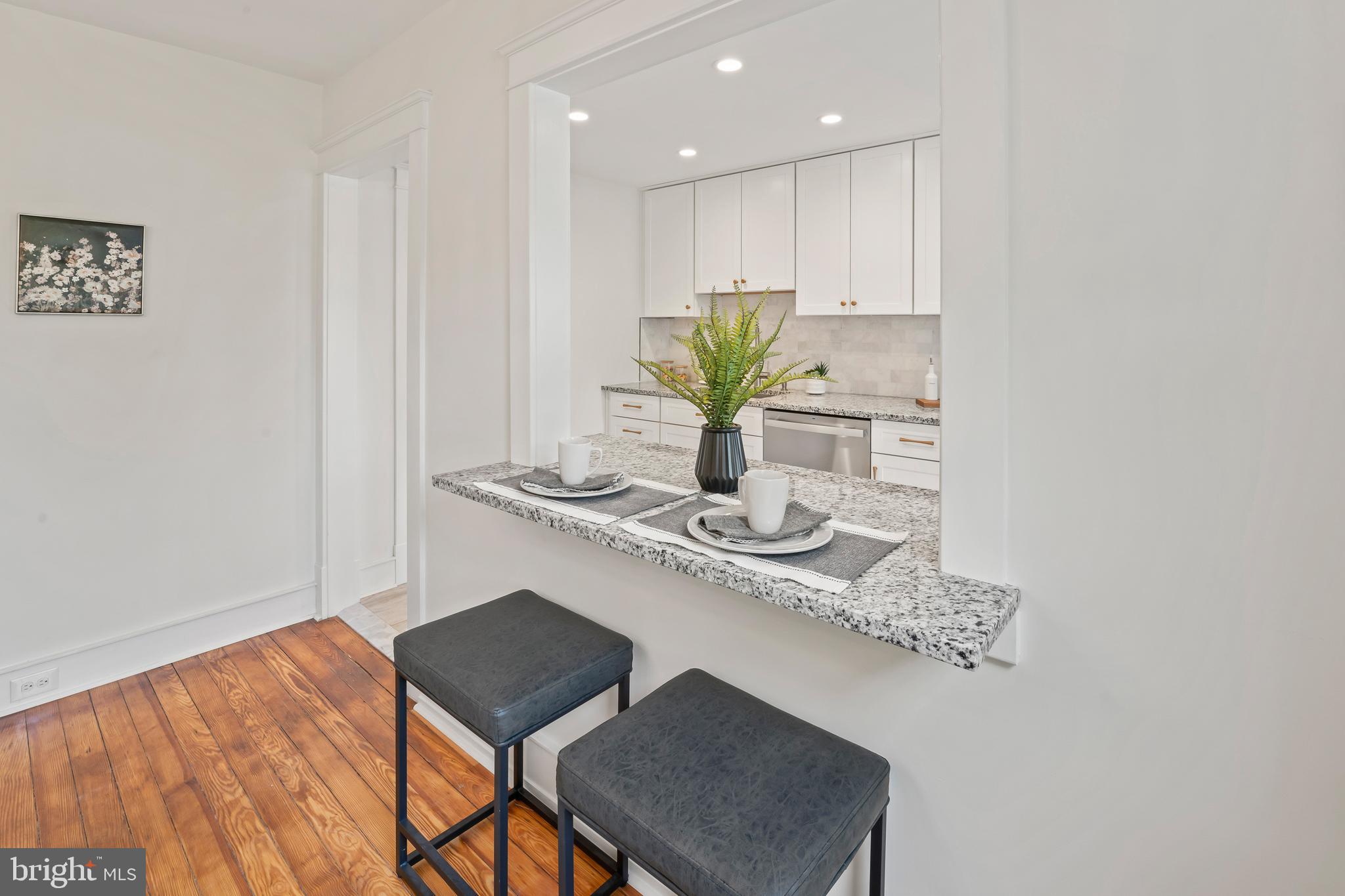 WESTINGHOUSE VLG - Residential