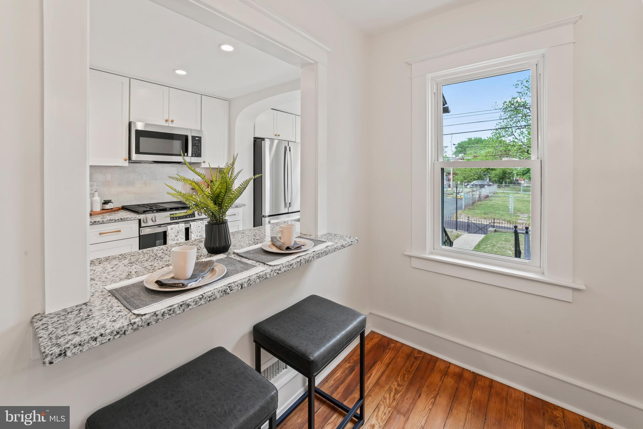 WESTINGHOUSE VLG - Residential