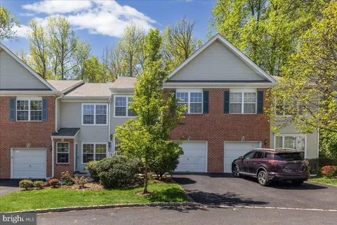302 Wellington Park Dr, Princeton, NJ 08540 - #: NJMX2011864