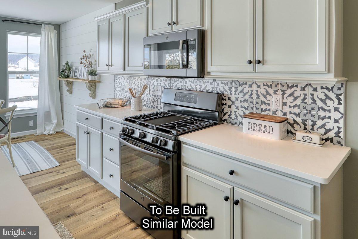 HAMPTON HEIGHTS - Residential