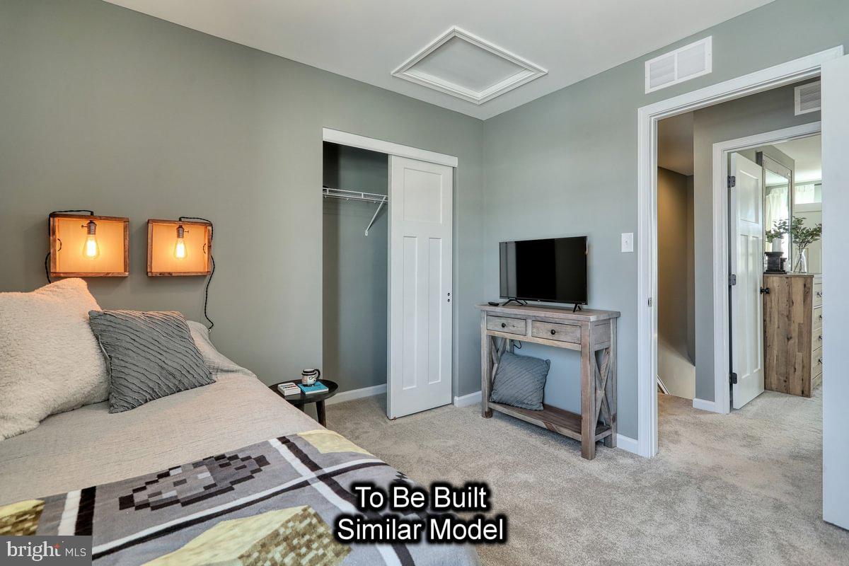 HAMPTON HEIGHTS - Residential