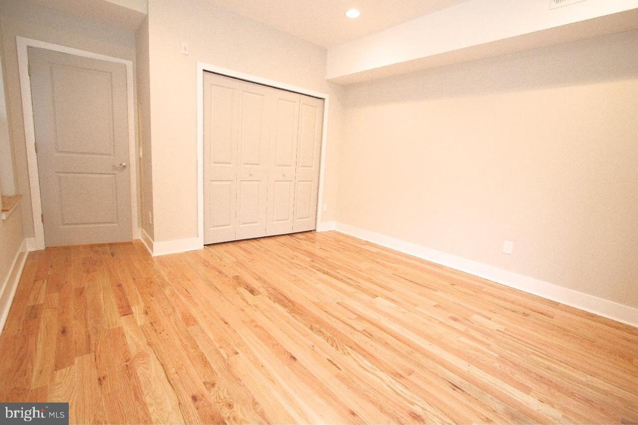 ART MUSEUM AREA - Residential Lease