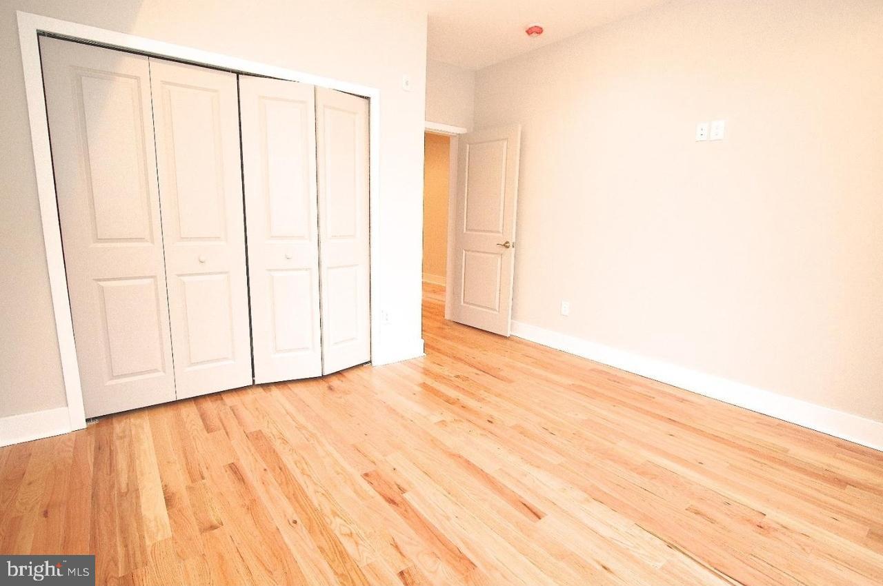 ART MUSEUM AREA - Residential Lease