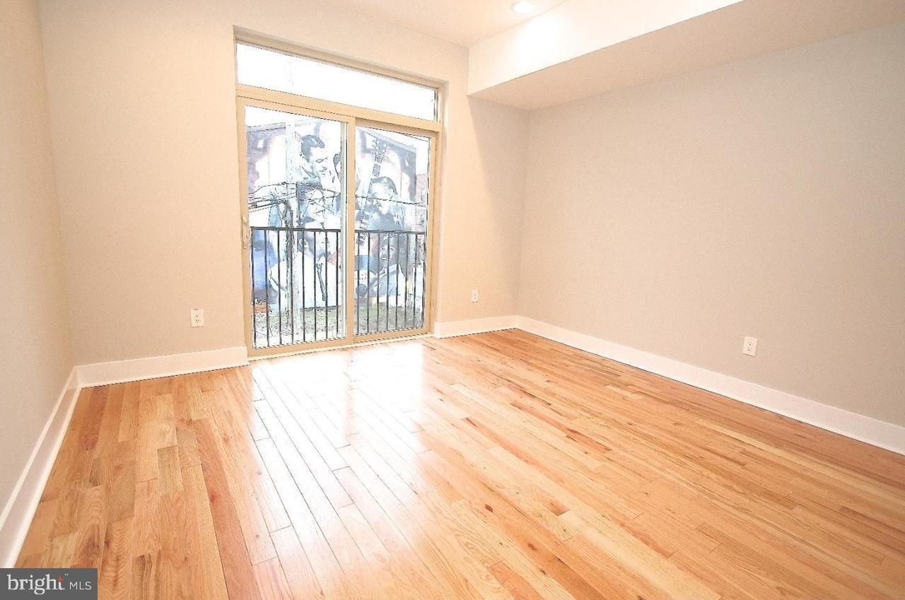 ART MUSEUM AREA - Residential Lease