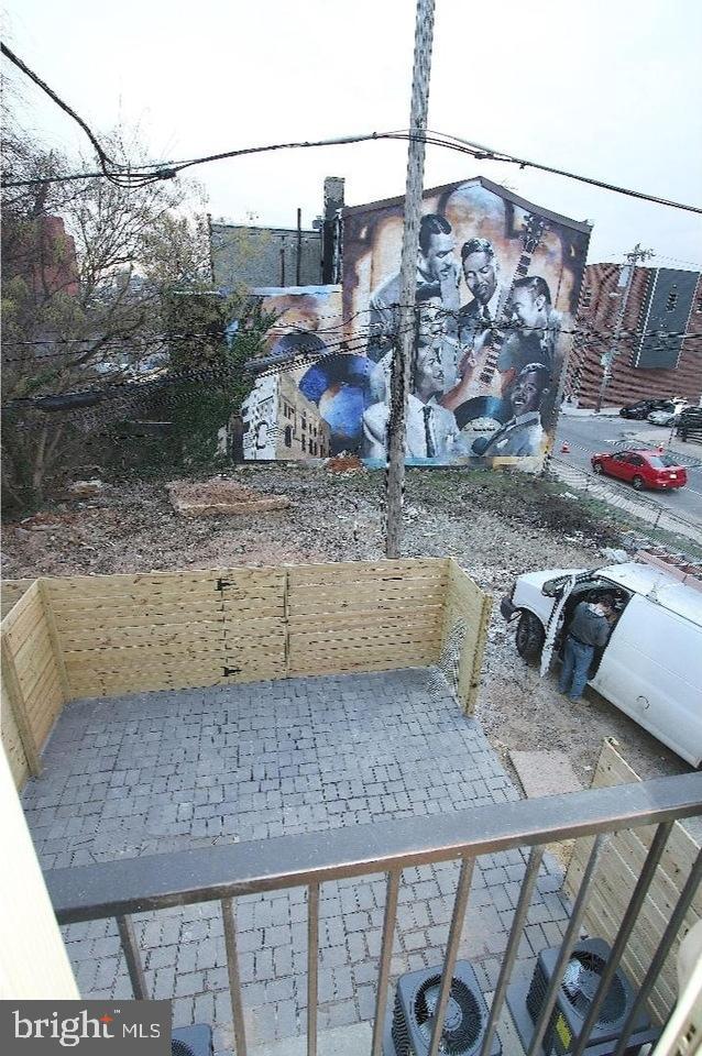 ART MUSEUM AREA - Residential Lease