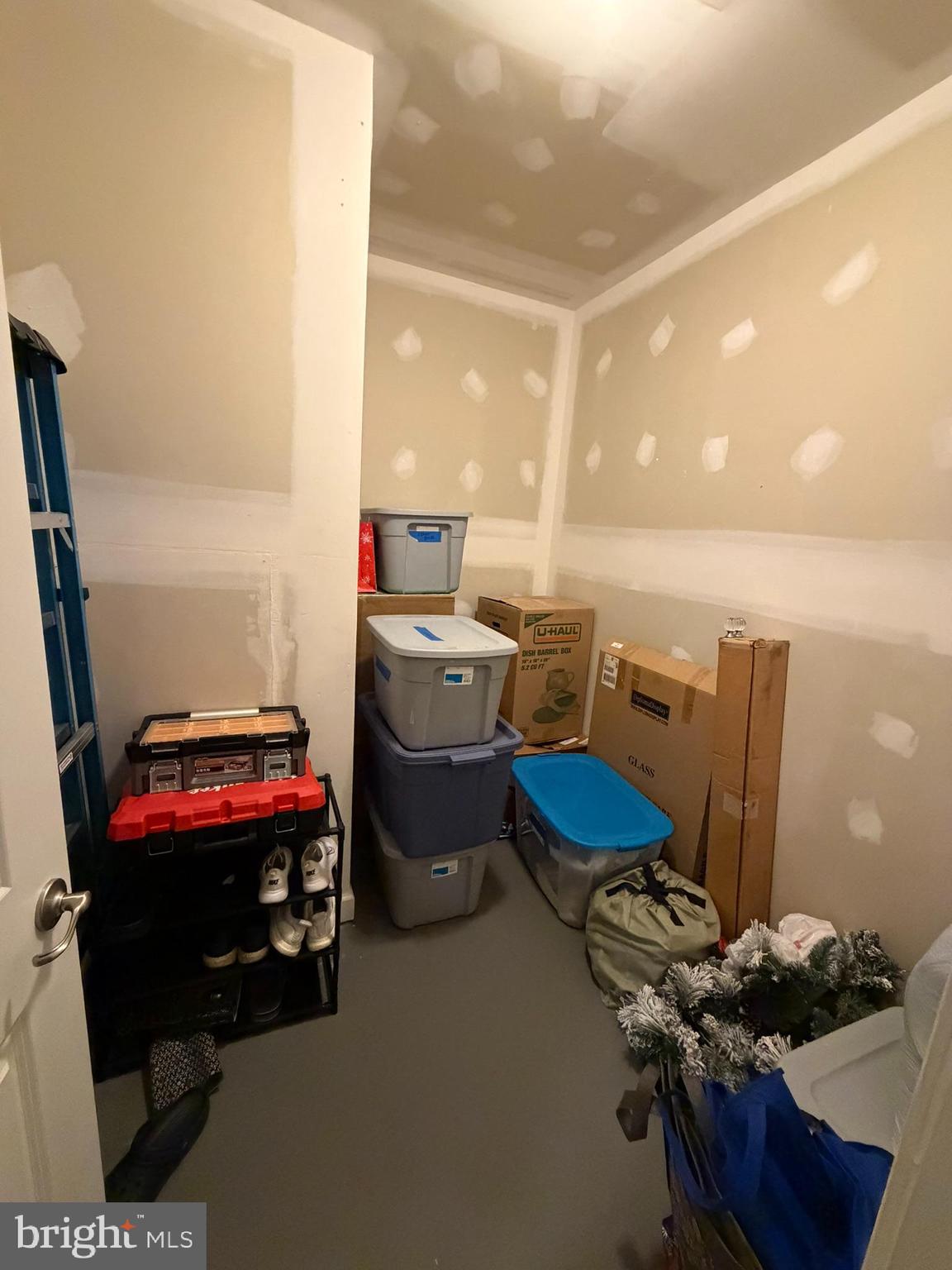 ARCOLA - Residential Lease