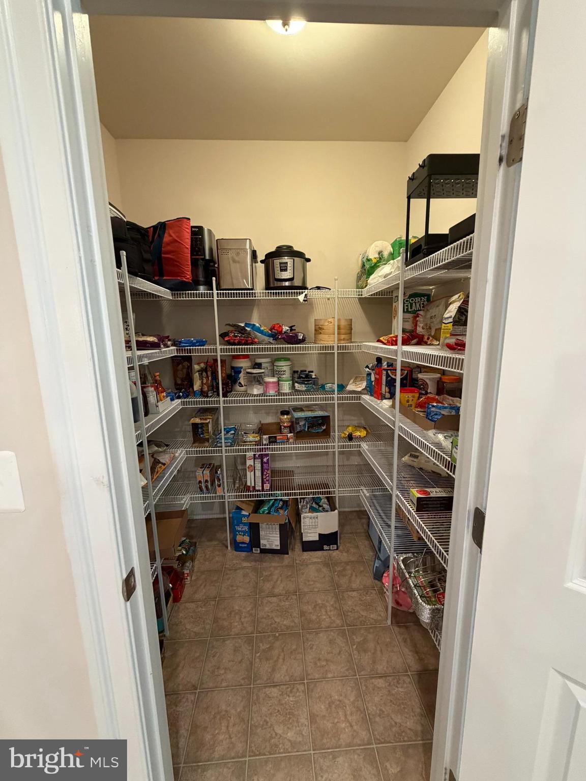 ARCOLA - Residential Lease