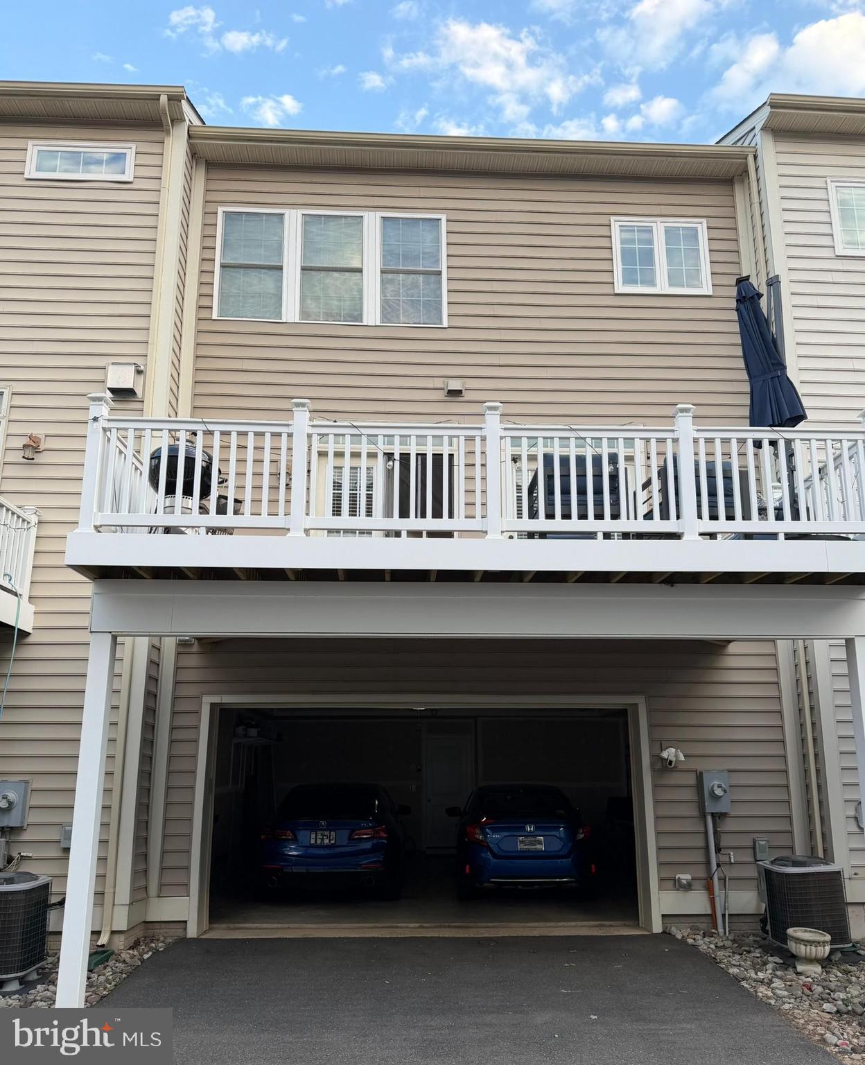 ARCOLA - Residential Lease