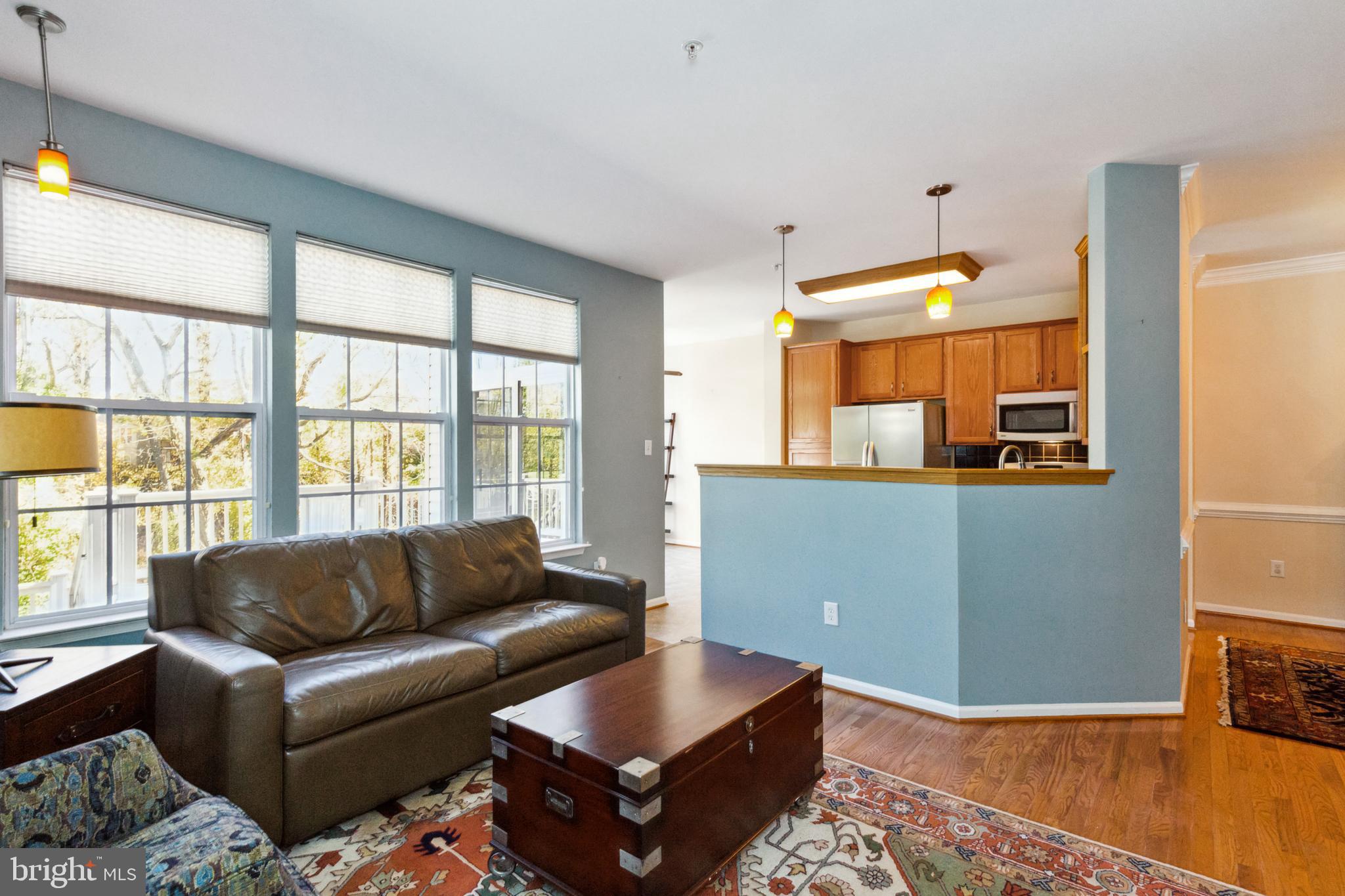 COLLEGE HILLS - Residential