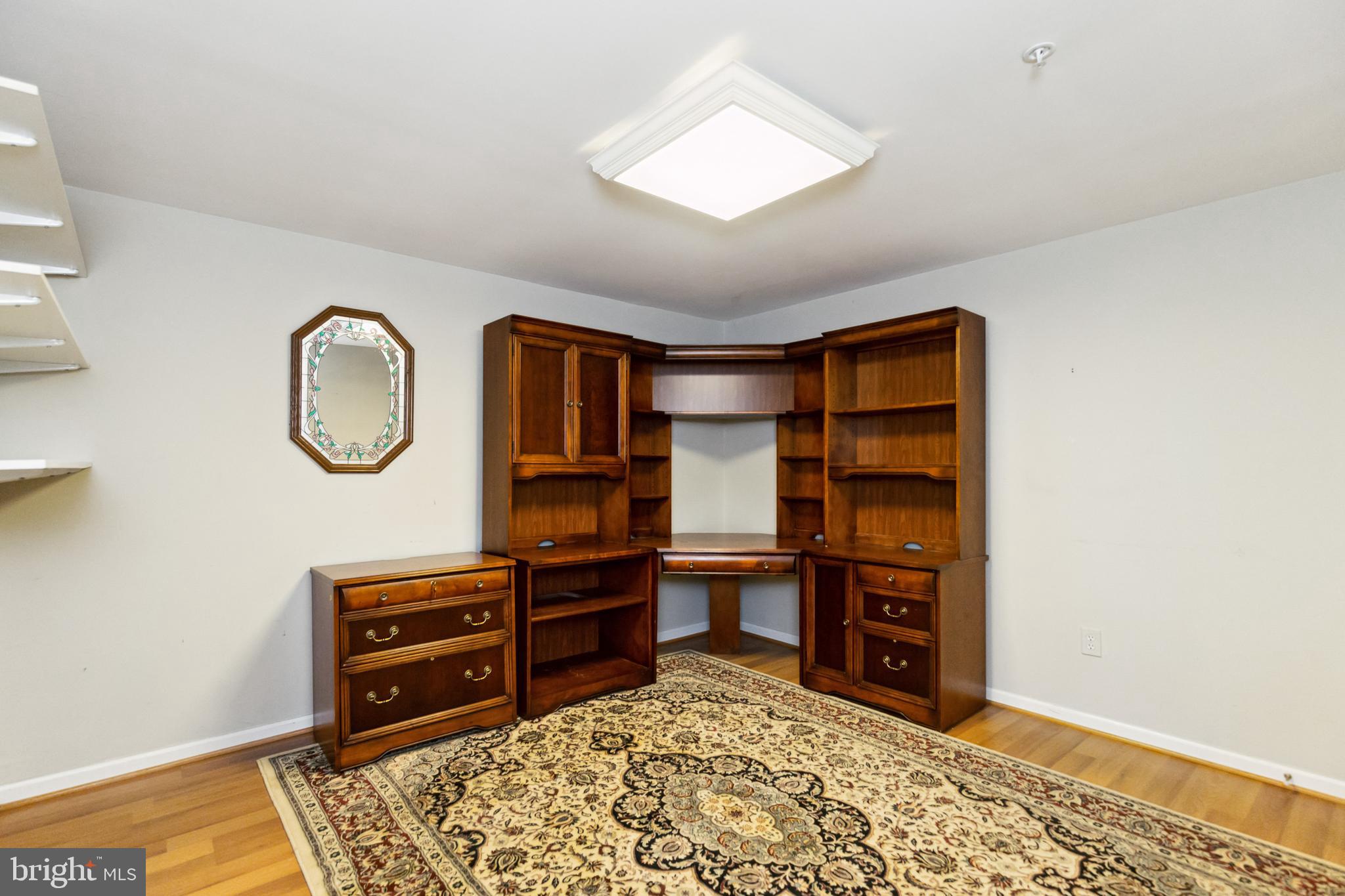 COLLEGE HILLS - Residential