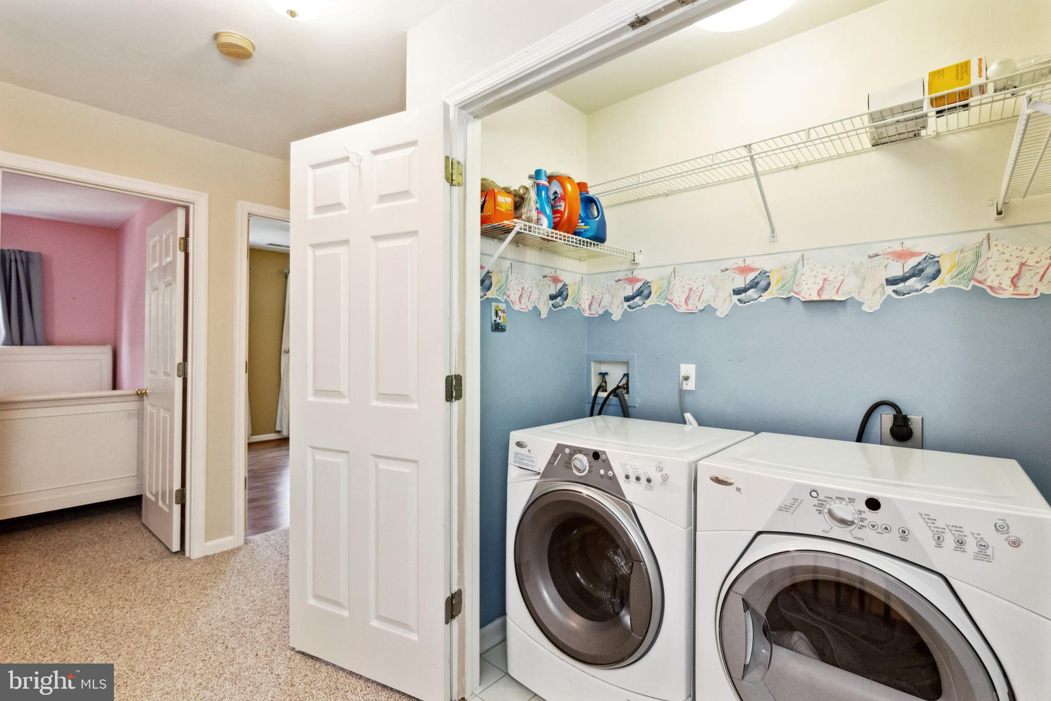 COLLEGE HILLS - Residential