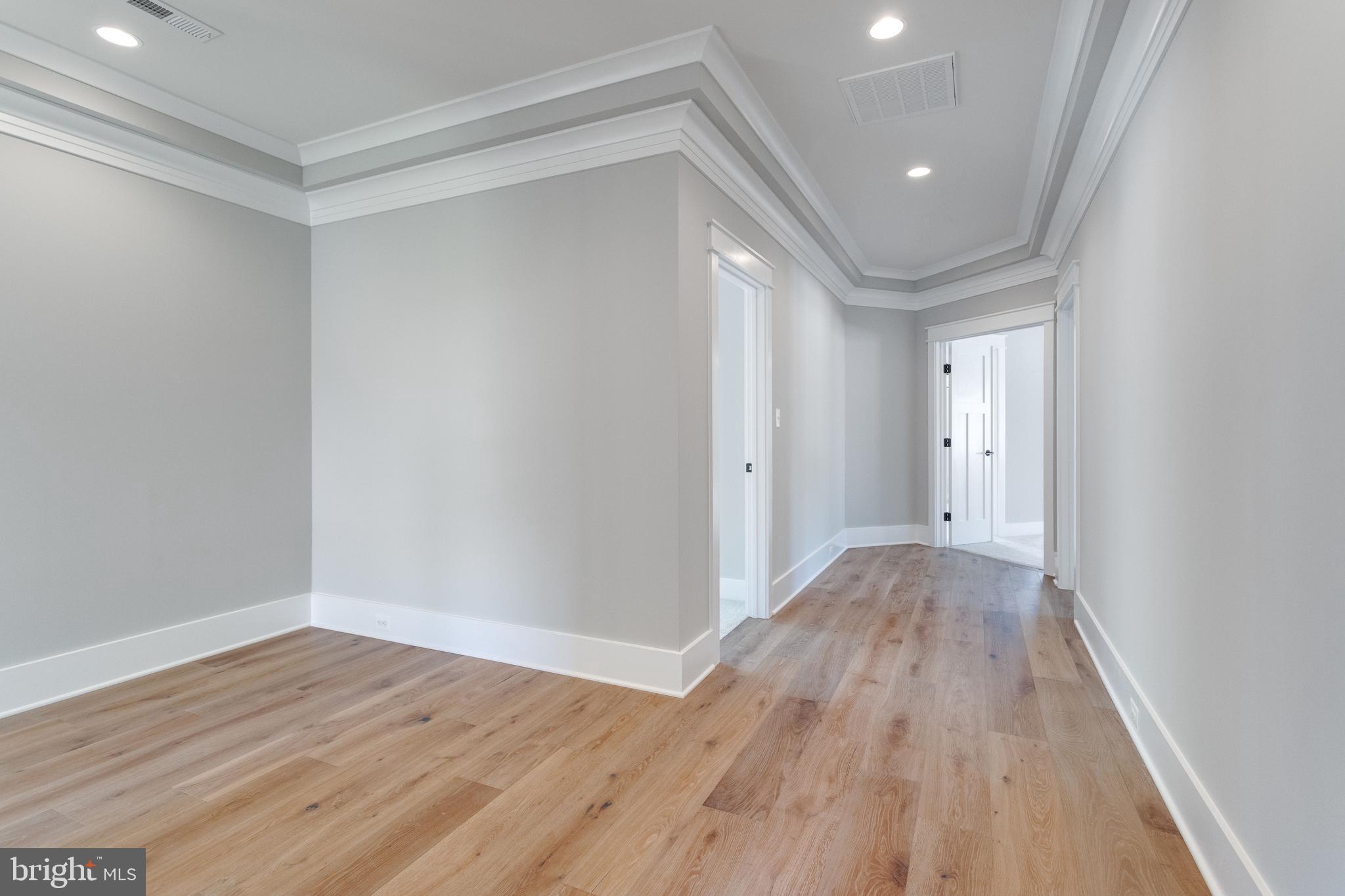 DUNN LORING WOODS - Residential