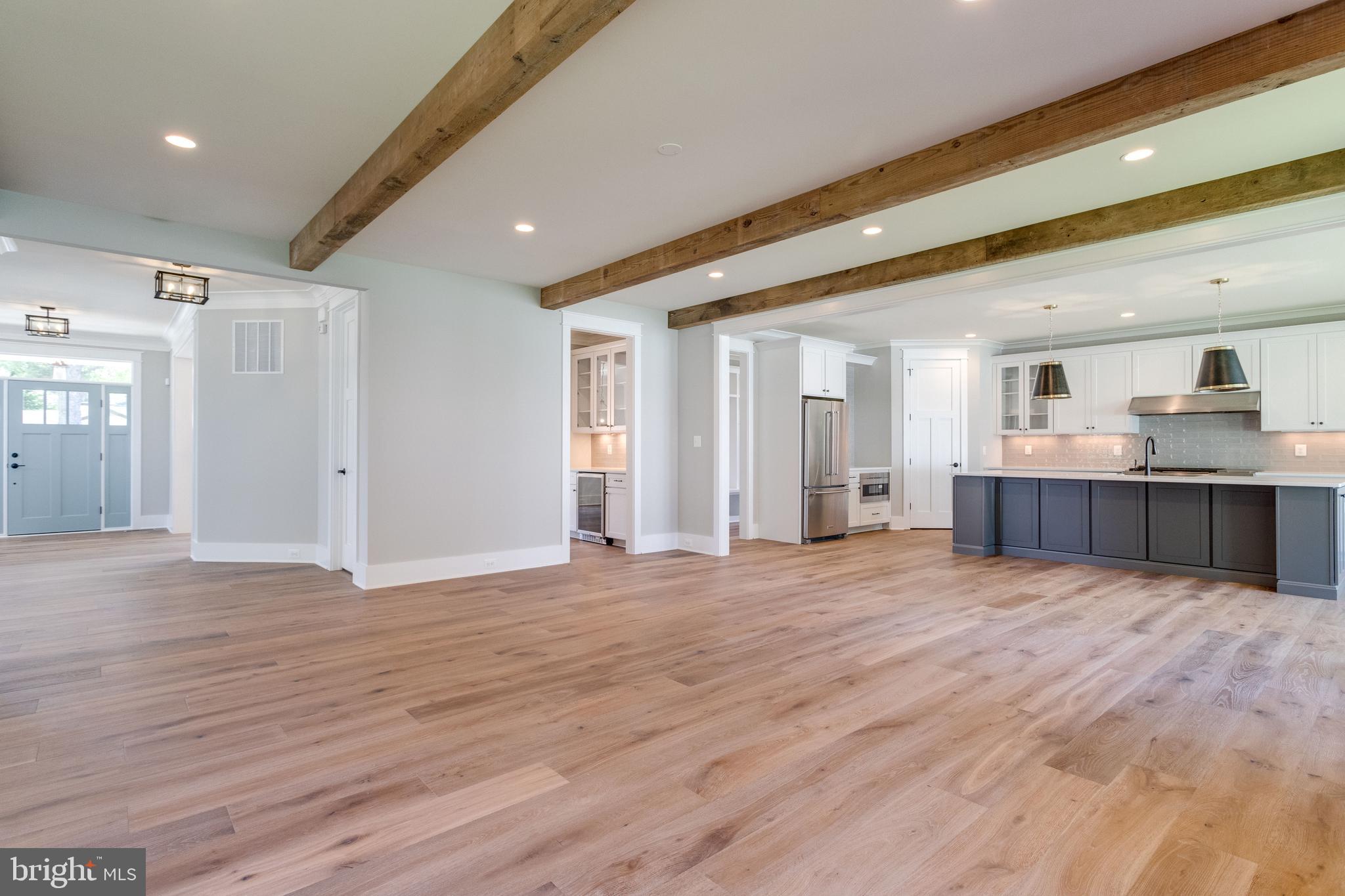 DUNN LORING WOODS - Residential