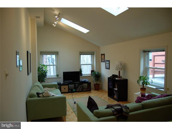 WASHINGTON SQ - Residential Lease