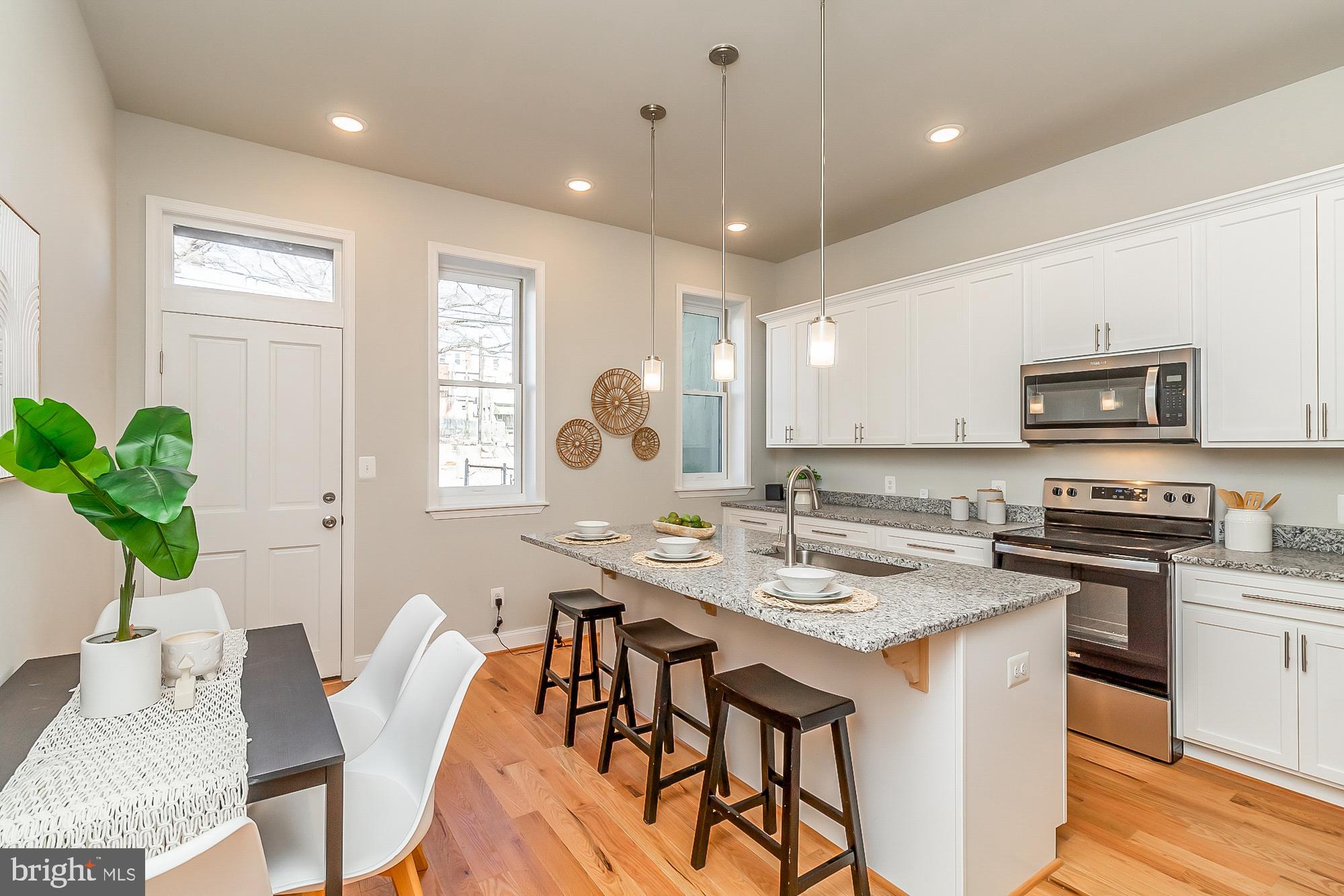 GAY STREET - Residential Lease