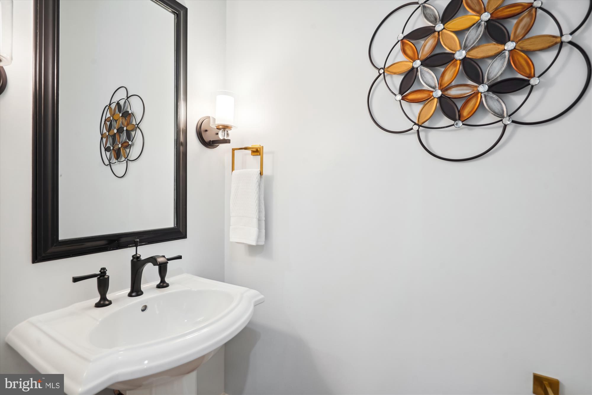 CHESTERBROOK ESTATES - Residential