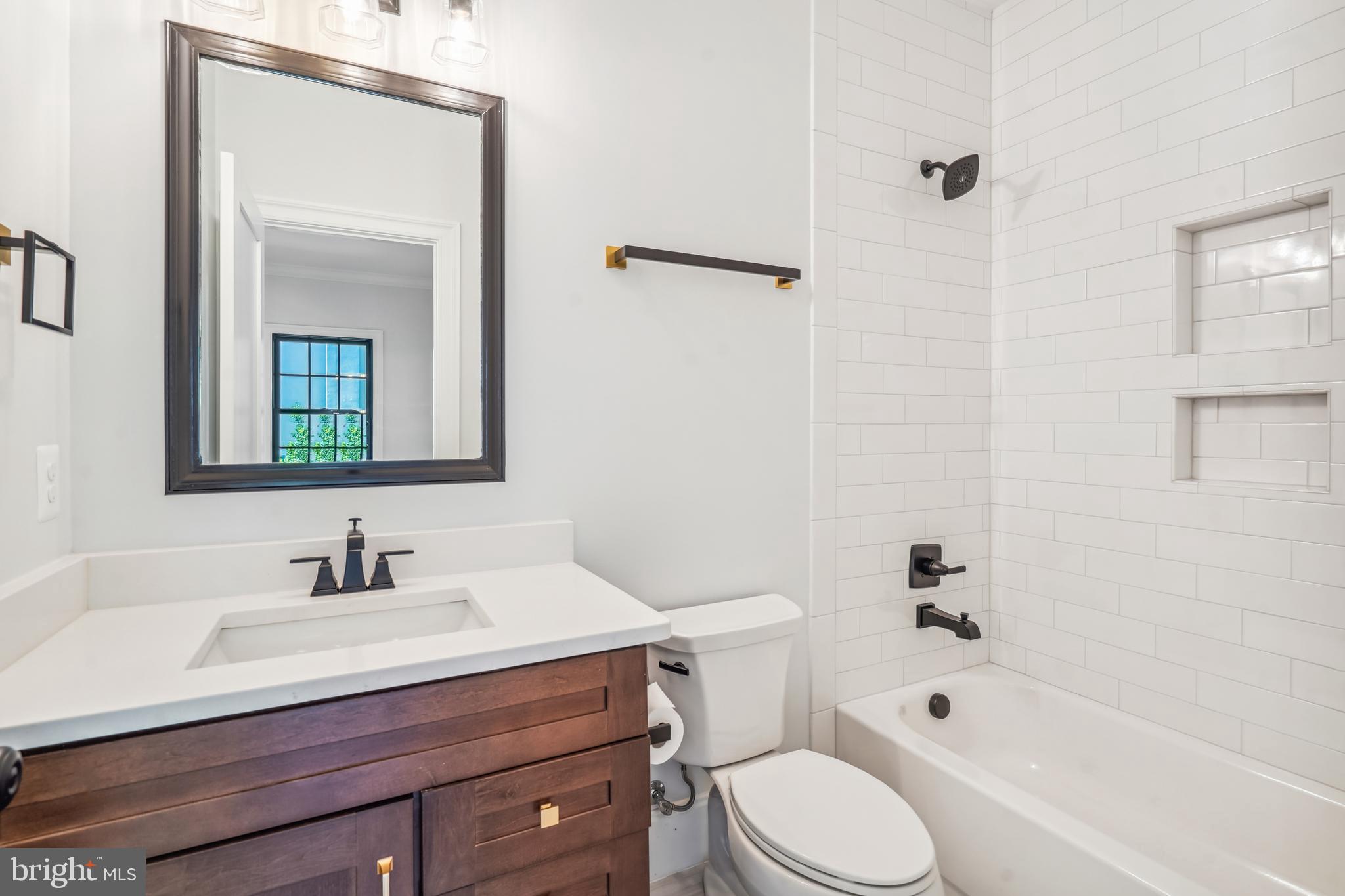 CHESTERBROOK ESTATES - Residential