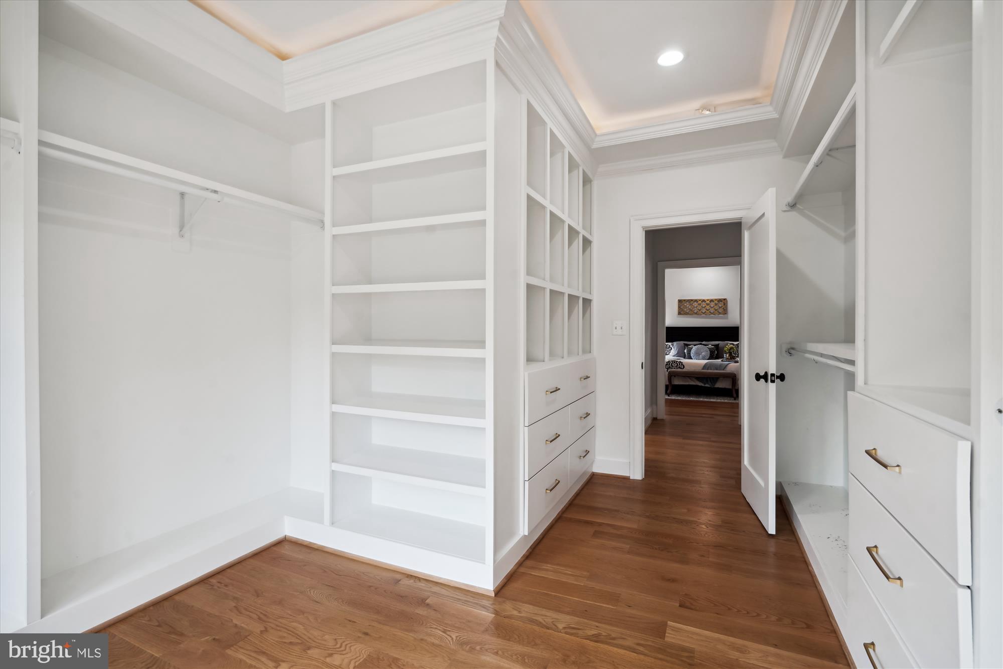 CHESTERBROOK ESTATES - Residential