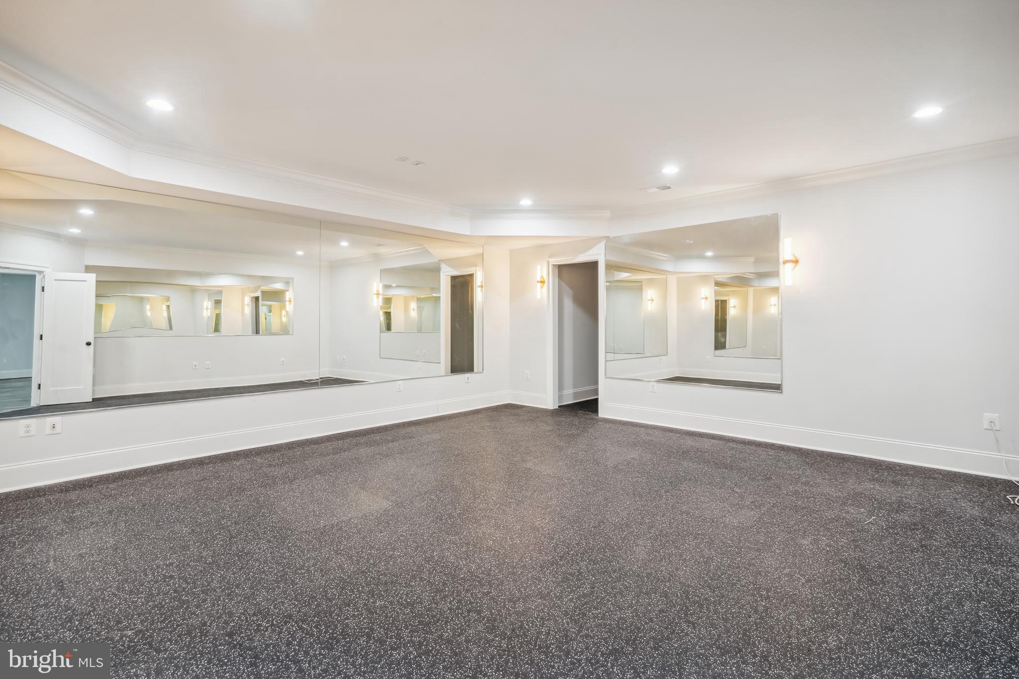 CHESTERBROOK ESTATES - Residential