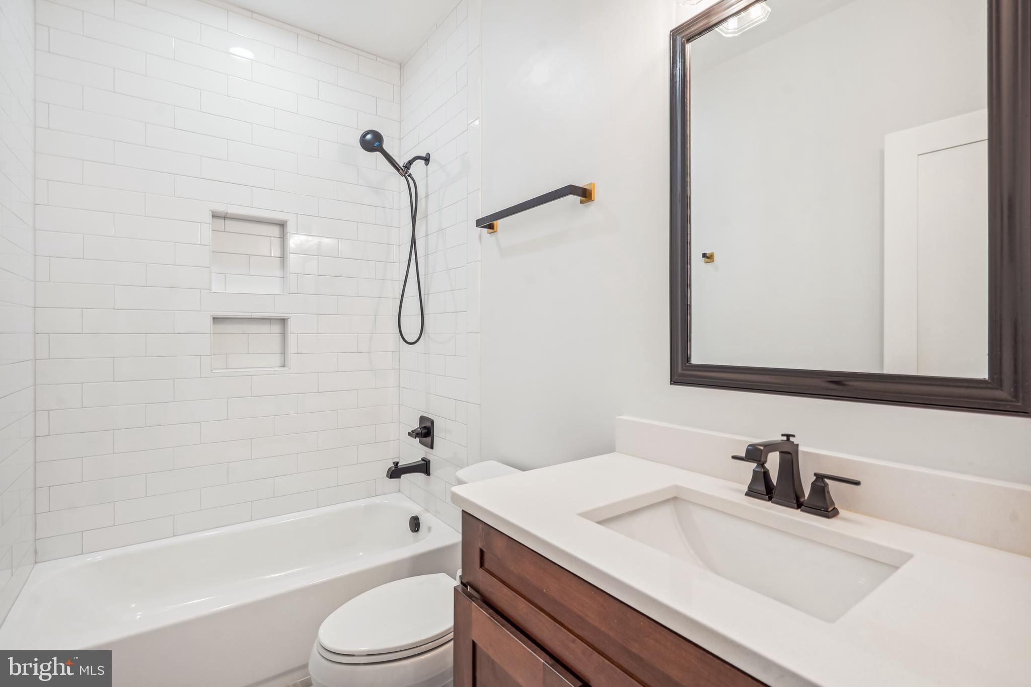 CHESTERBROOK ESTATES - Residential