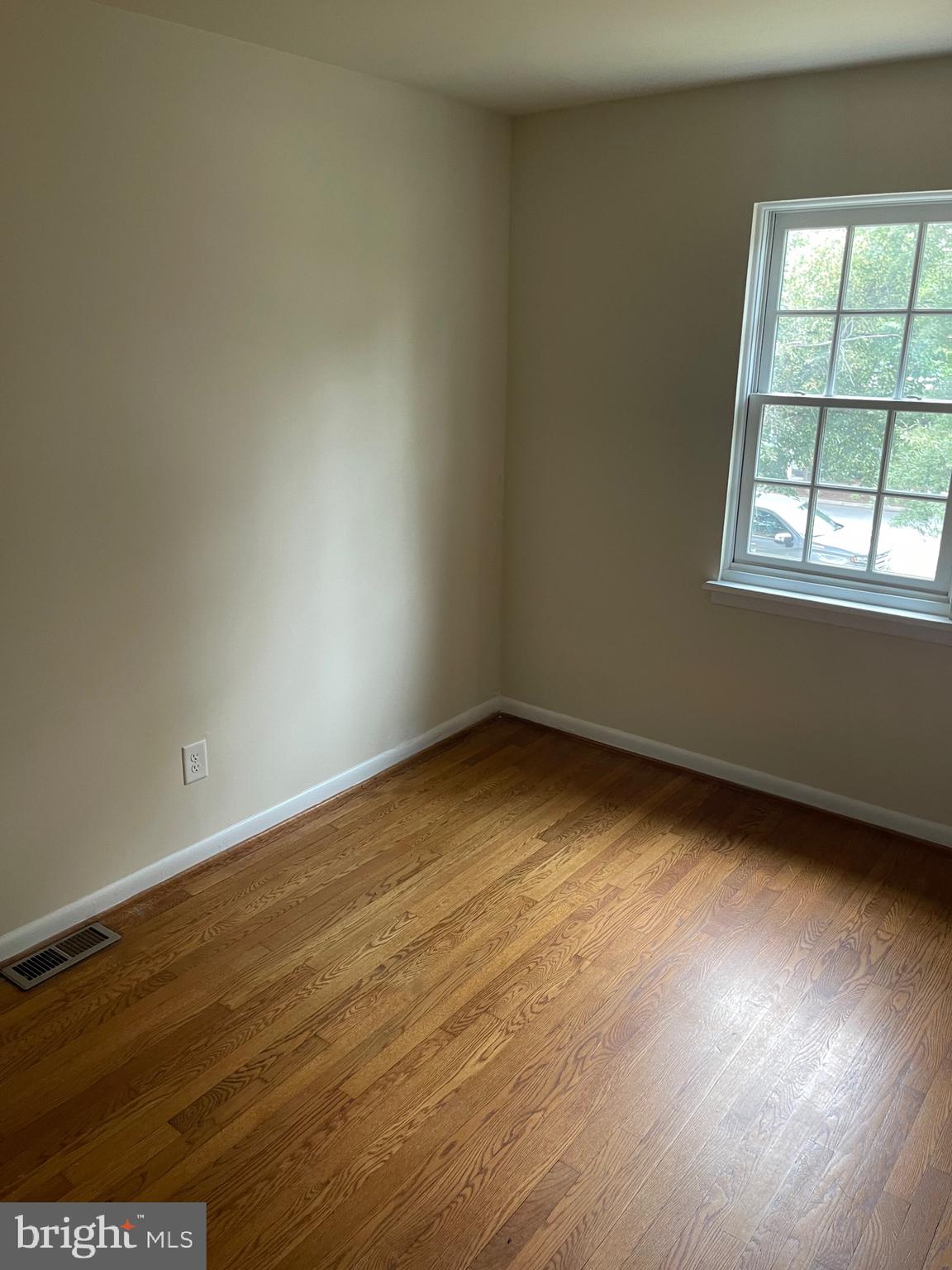 DOWNTOWN FREDERICKSBURG - Residential Lease
