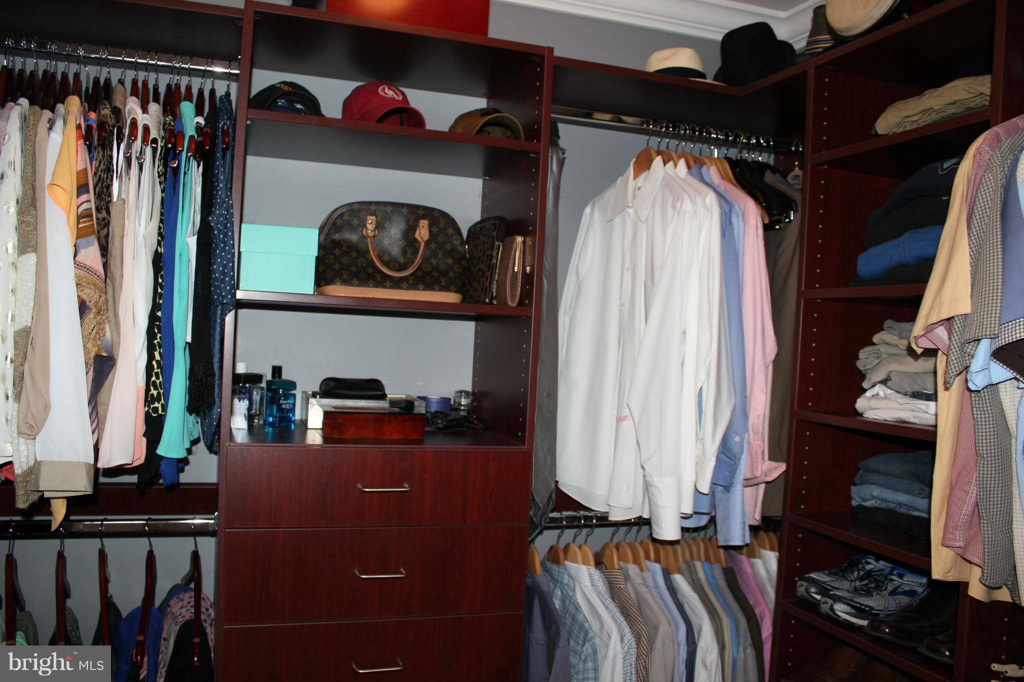 HALSTEAD AT THE METRO - Residential