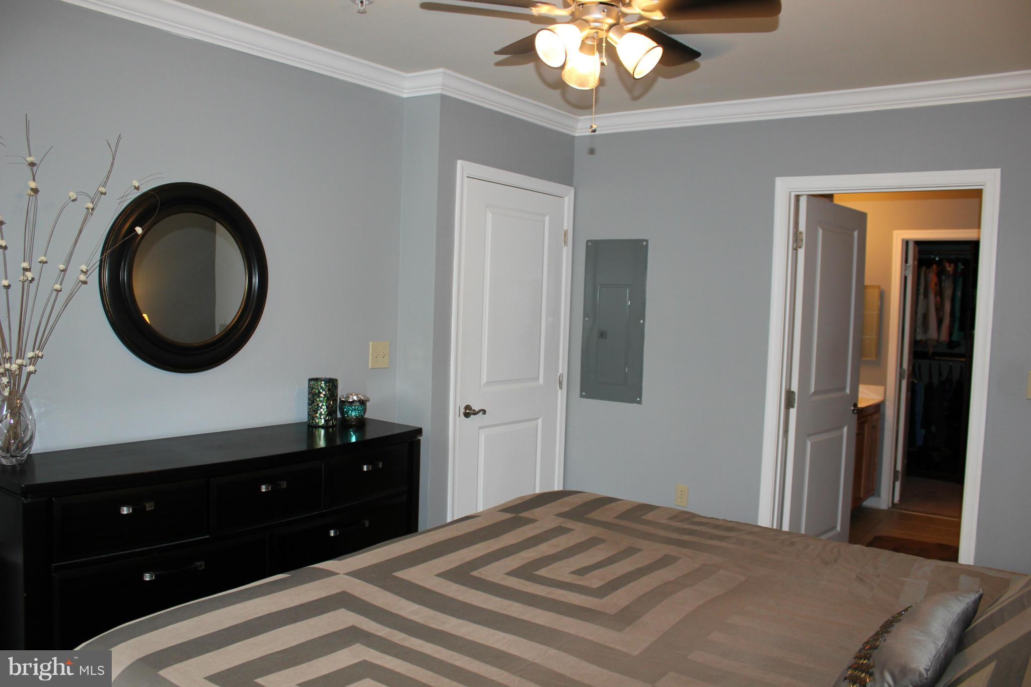 HALSTEAD AT THE METRO - Residential