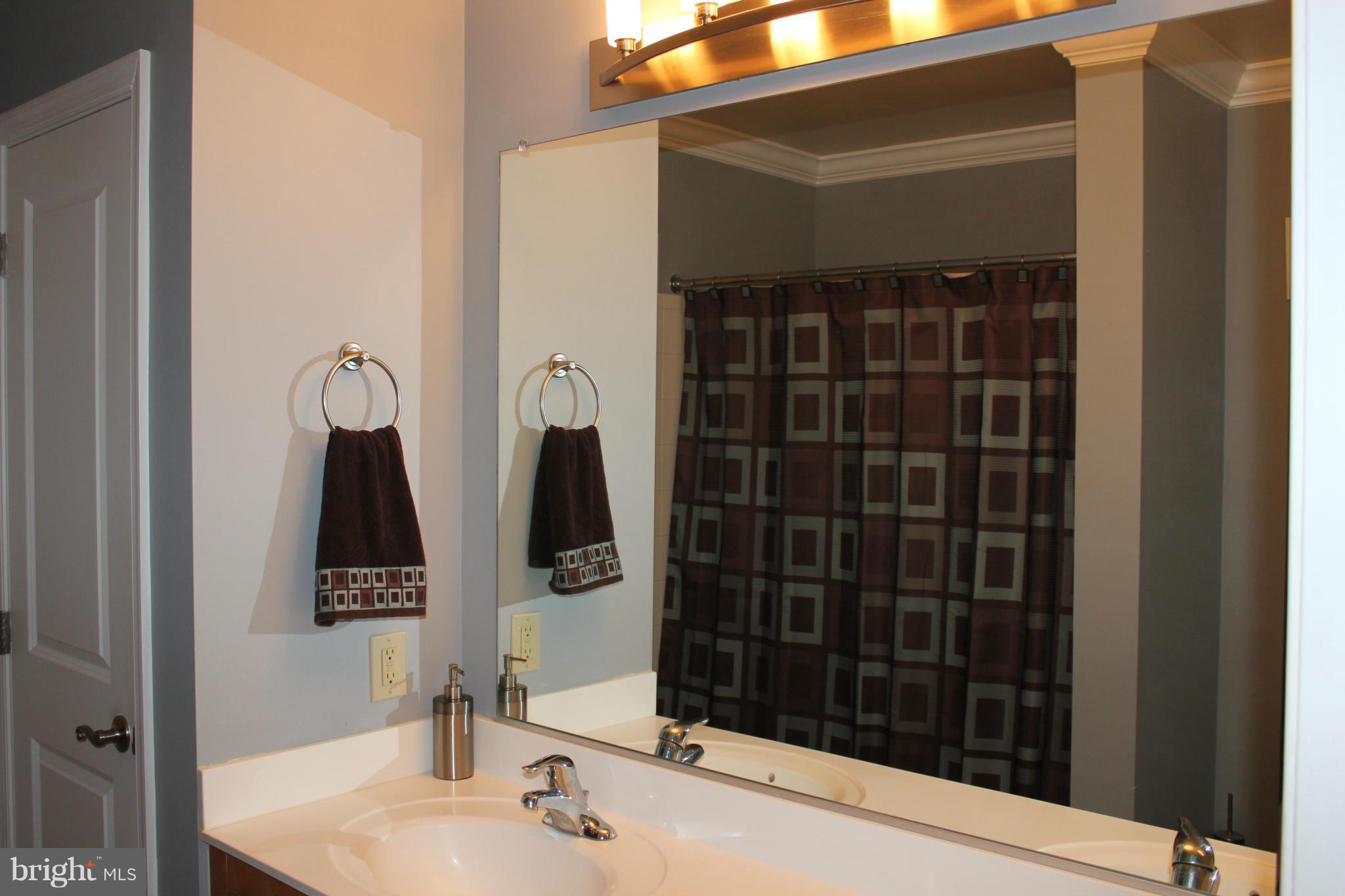 HALSTEAD AT THE METRO - Residential