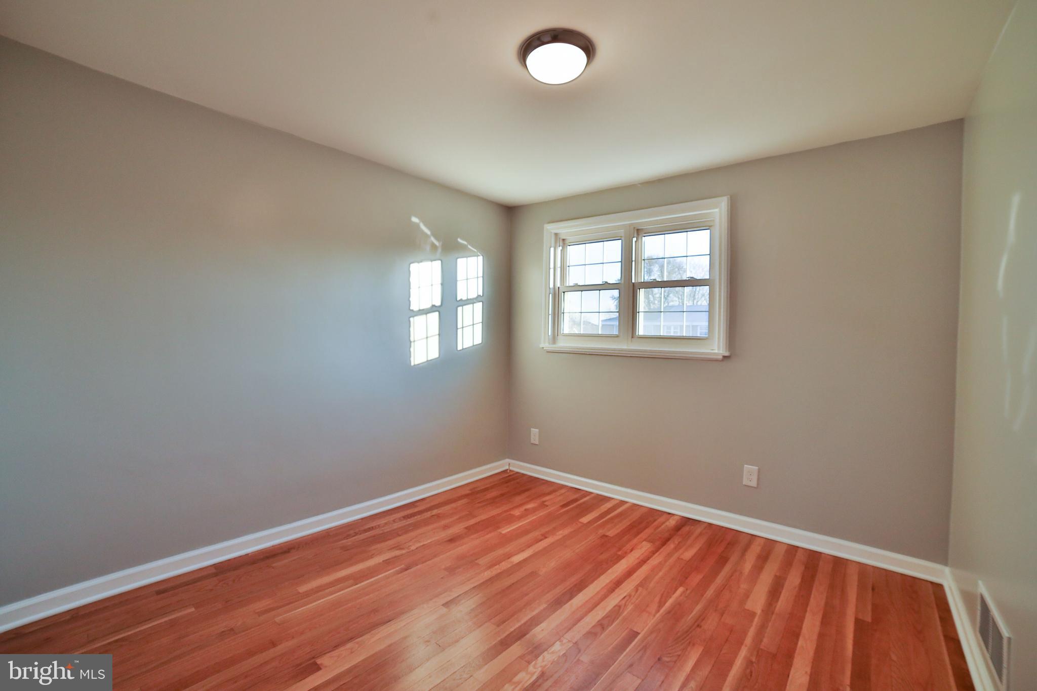 BEVERLY HILLS - Residential