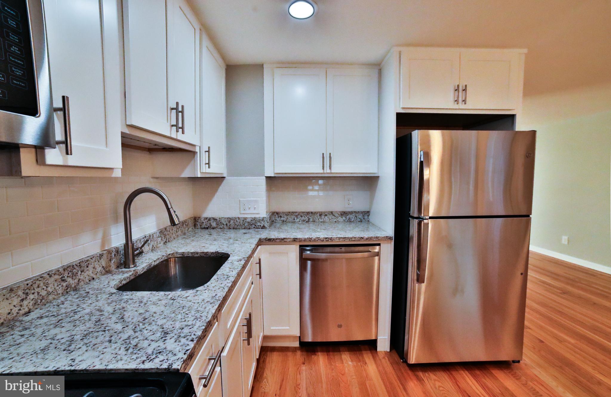 BEVERLY HILLS - Residential