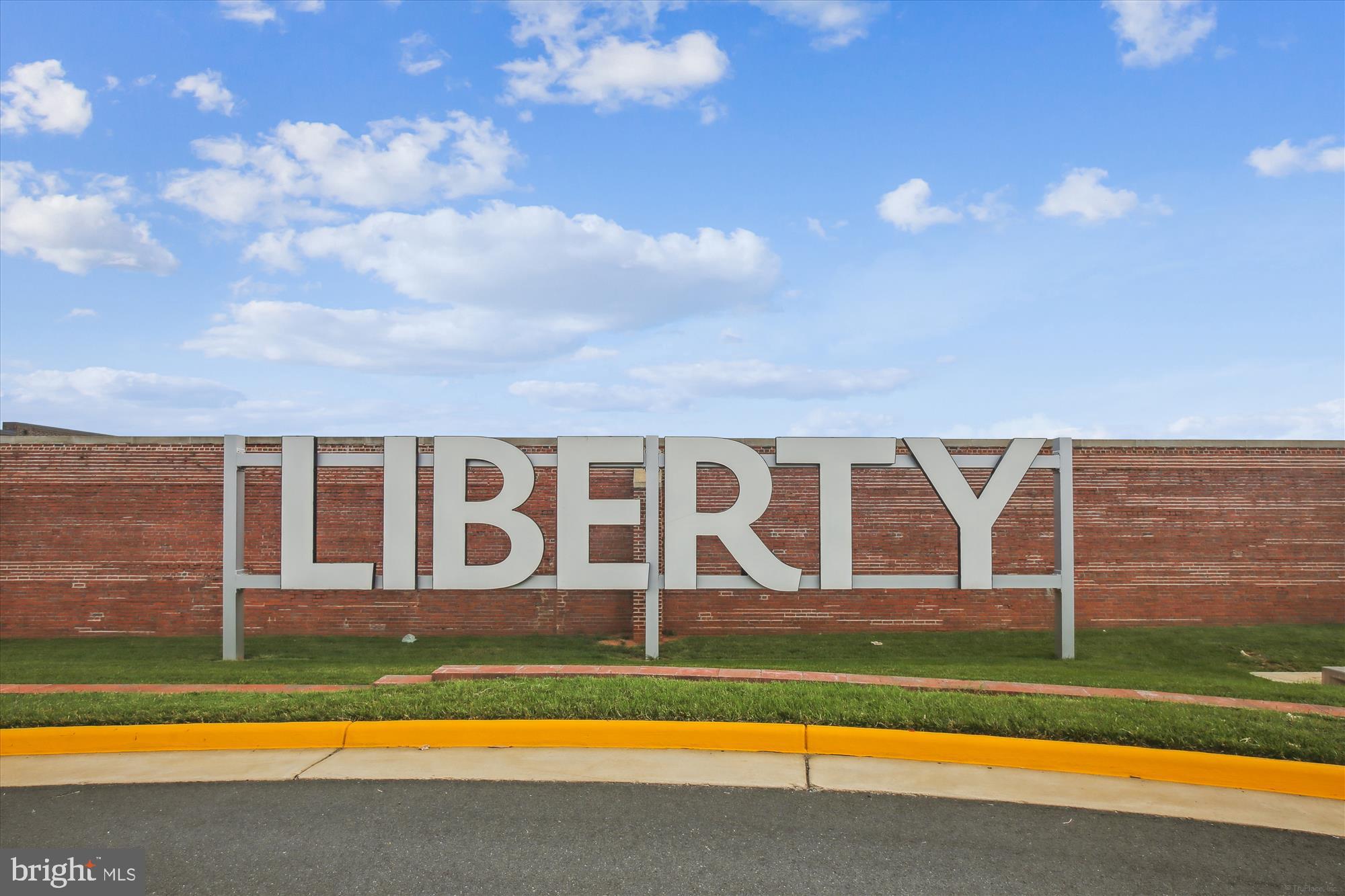 LIBERTY - Residential Lease