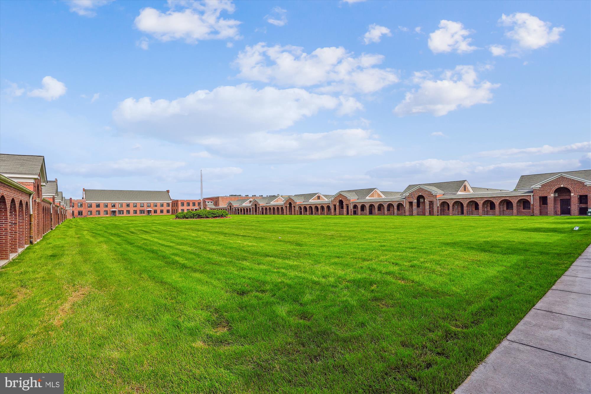 LIBERTY - Residential Lease