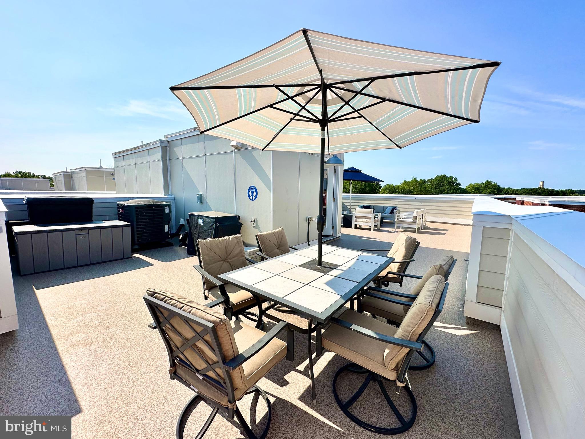 LIBERTY - Residential Lease