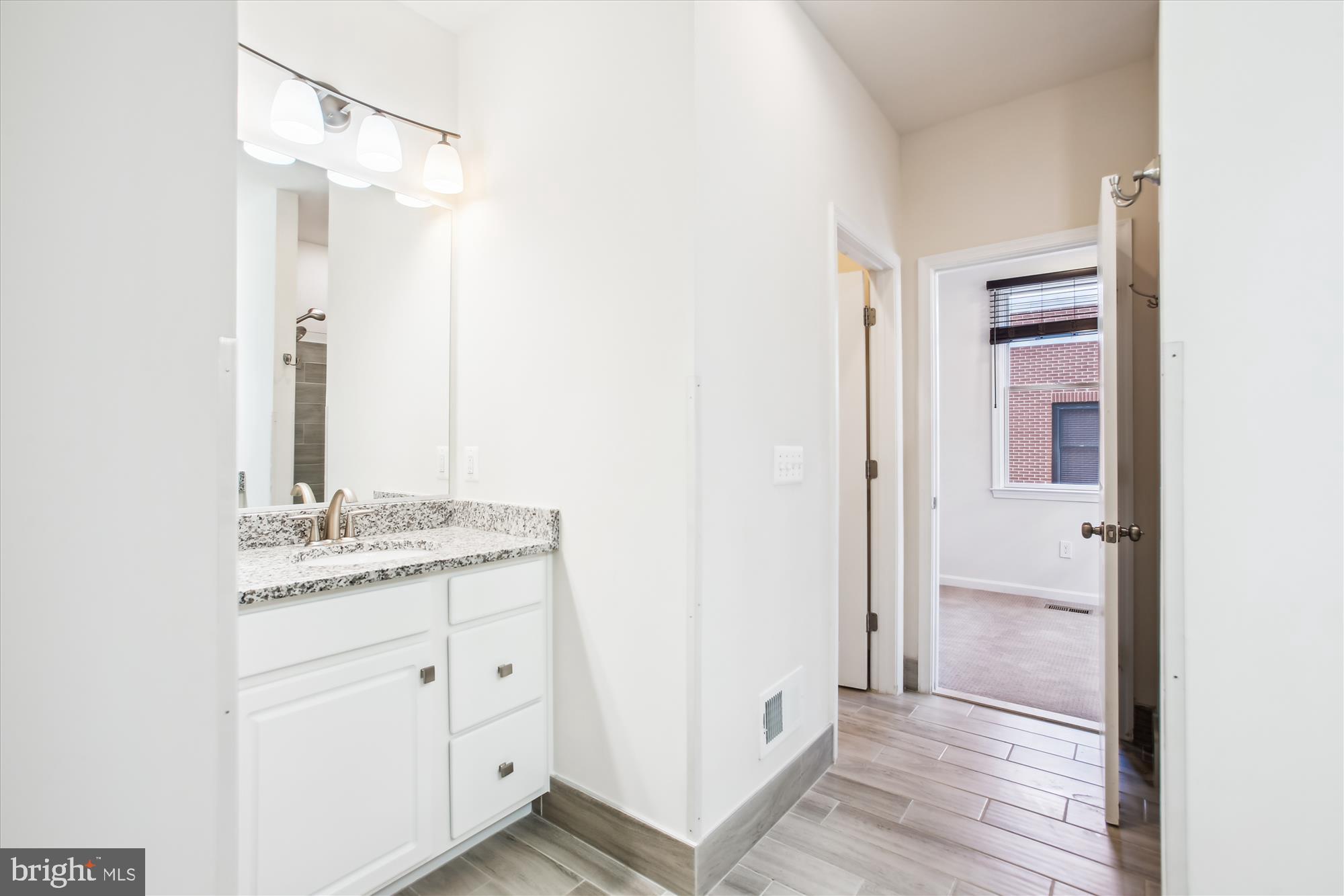 LIBERTY - Residential Lease