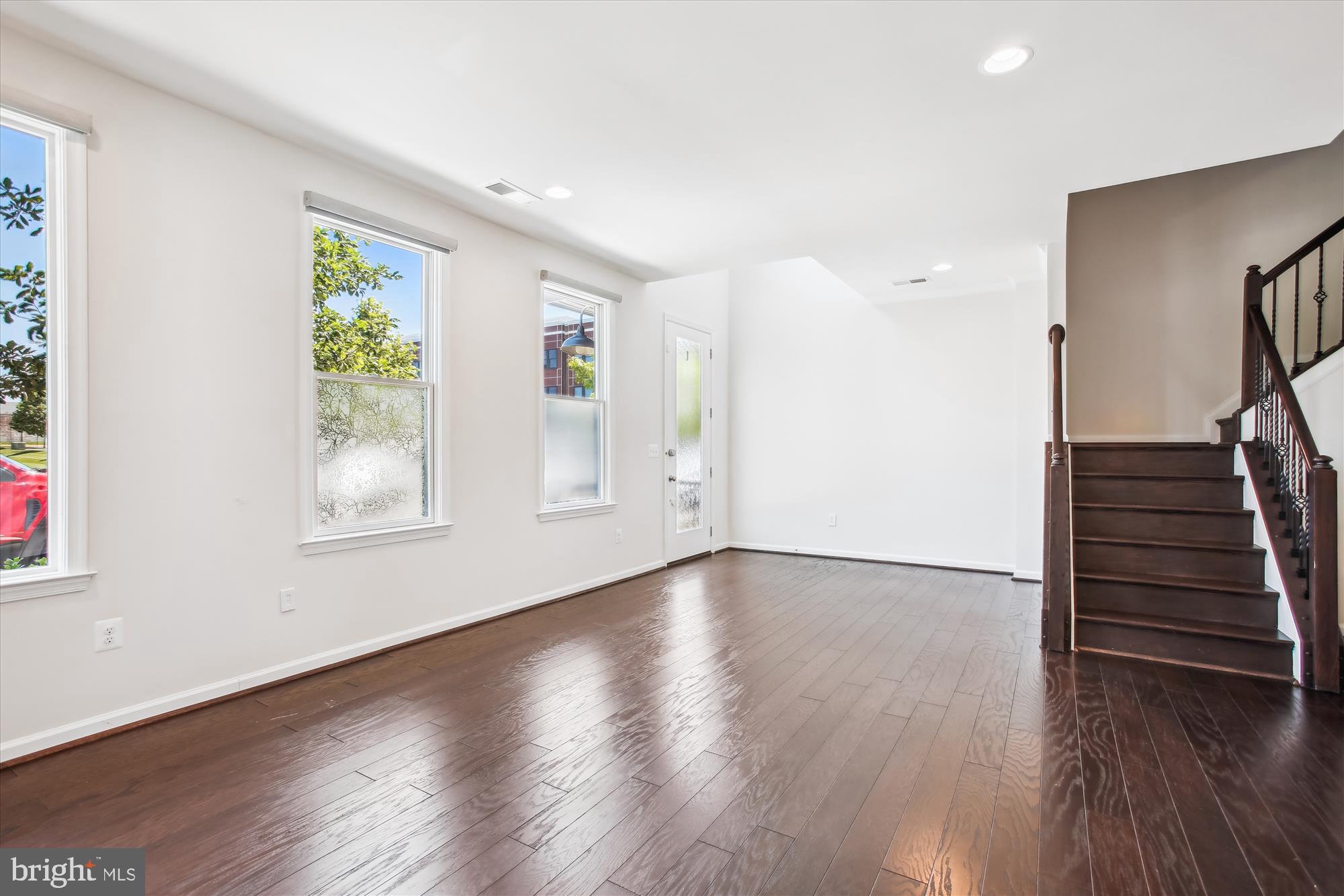 LIBERTY - Residential Lease