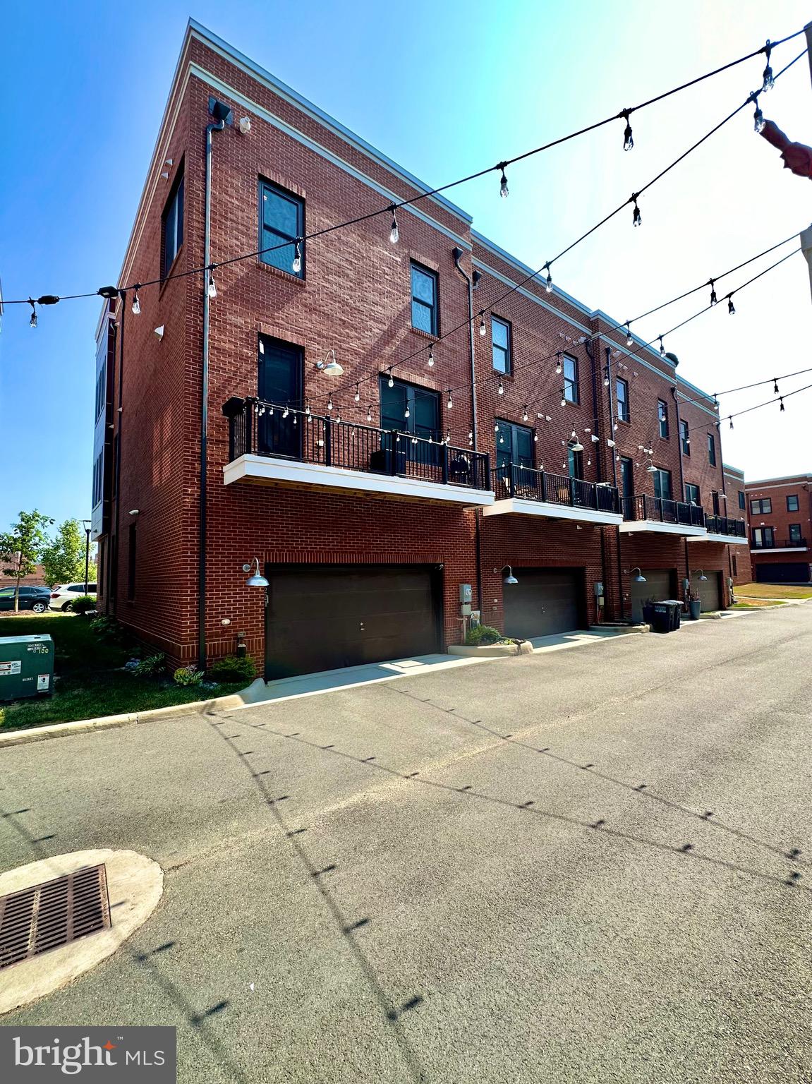 LIBERTY - Residential Lease