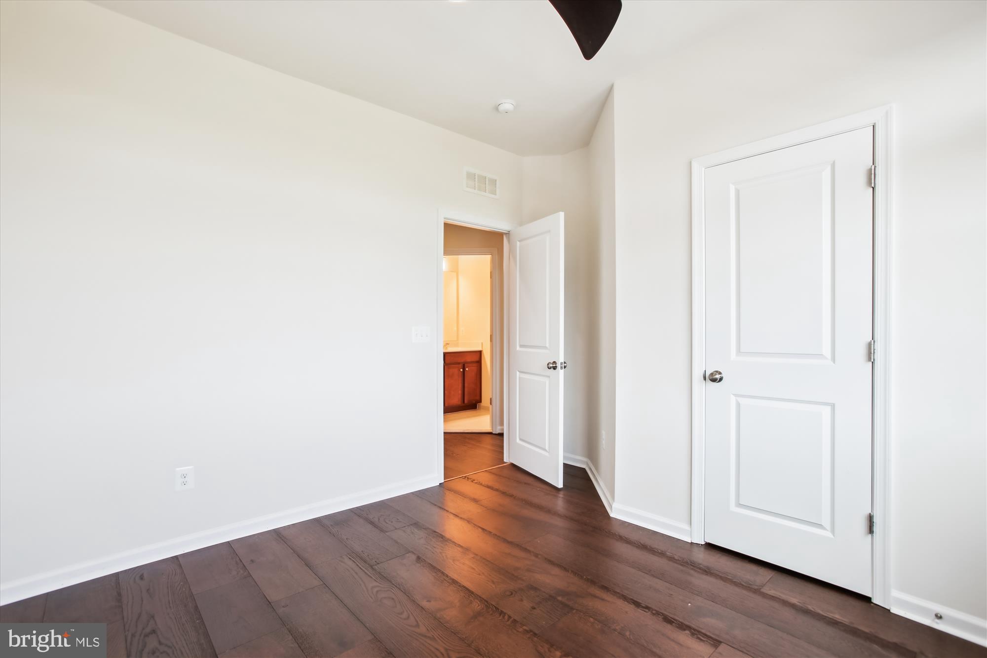 LIBERTY - Residential Lease