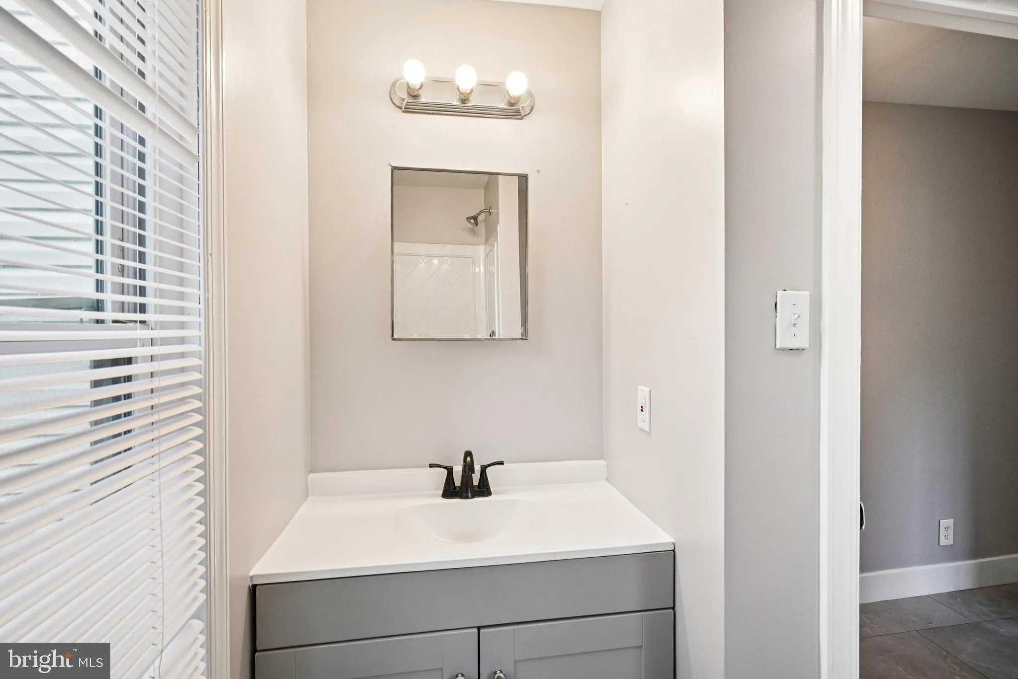 Glassboro, New Jersey 08028, United States, 5 Bedrooms Bedrooms, ,2 BathroomsBathrooms,Residential,Active,234792