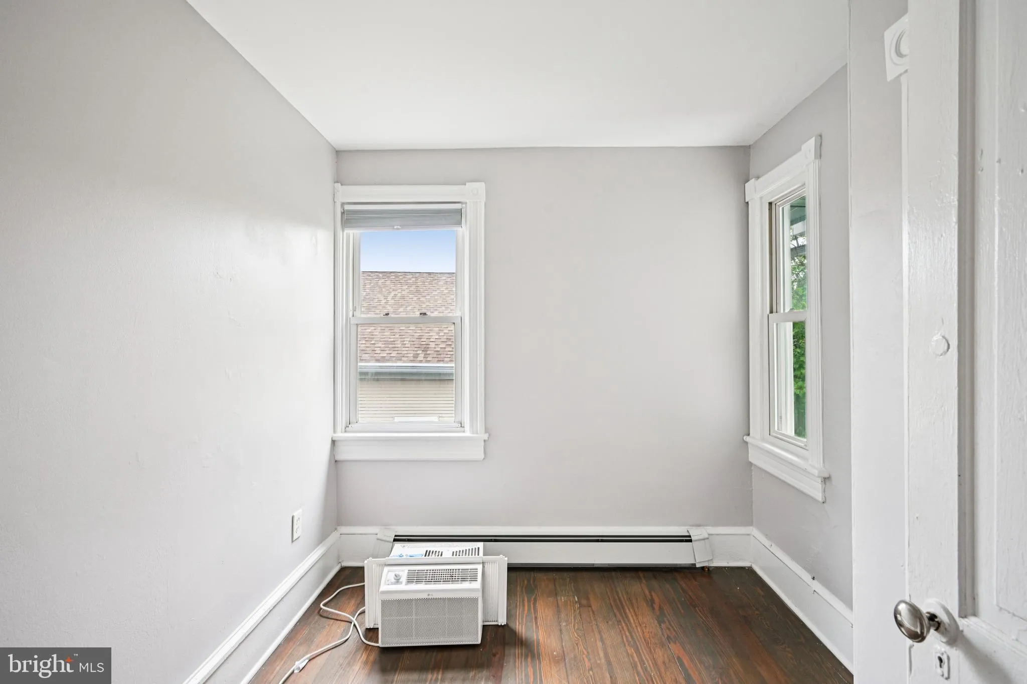 Glassboro, New Jersey 08028, United States, 5 Bedrooms Bedrooms, ,2 BathroomsBathrooms,Residential,Active,234792