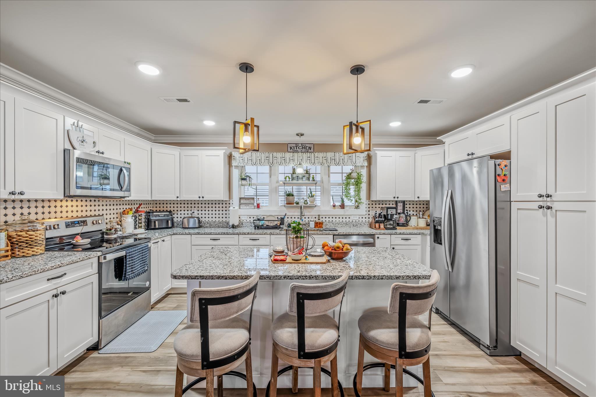 PEBBLE RIDGE - Residential