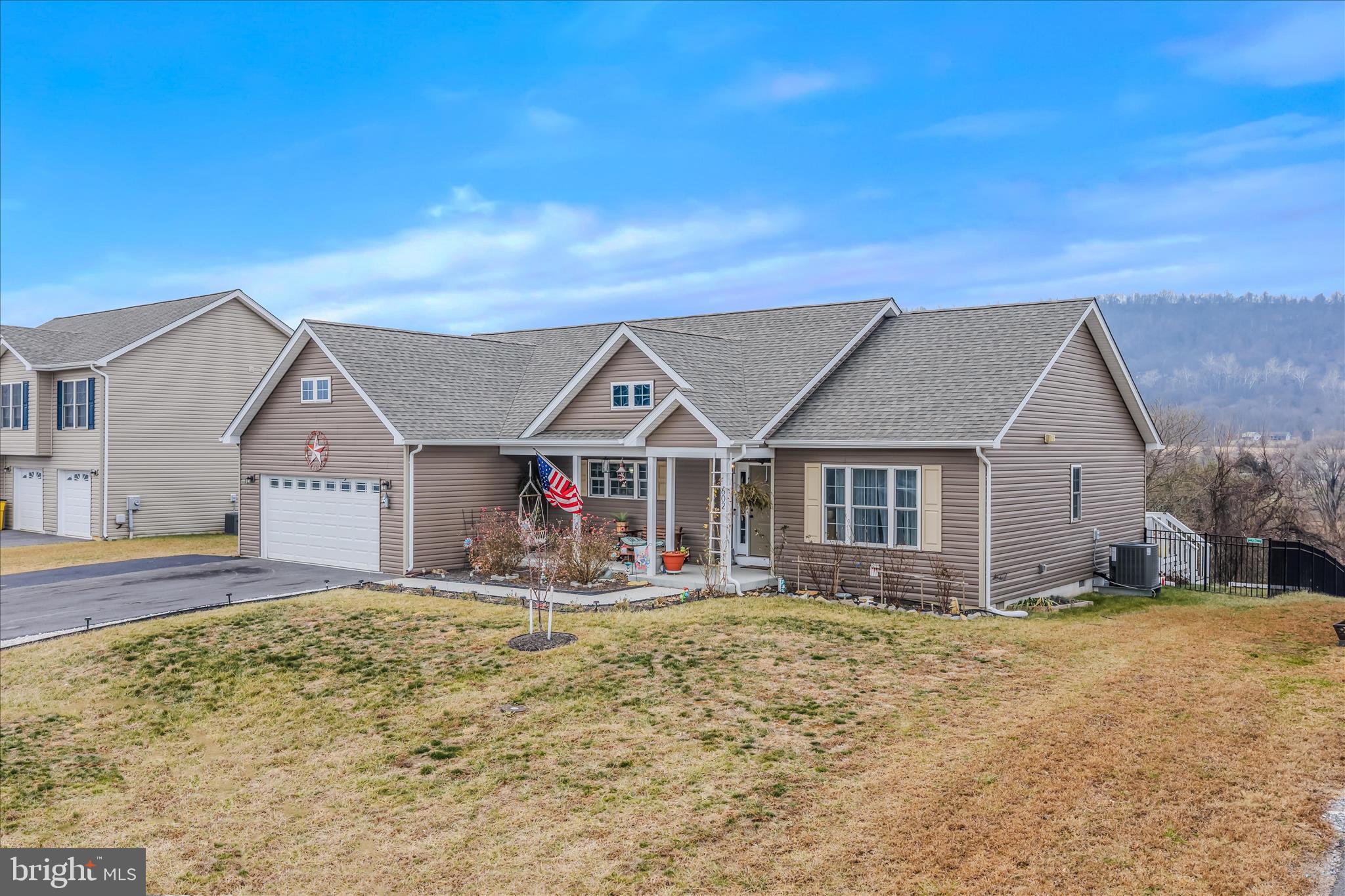 PEBBLE RIDGE - Residential