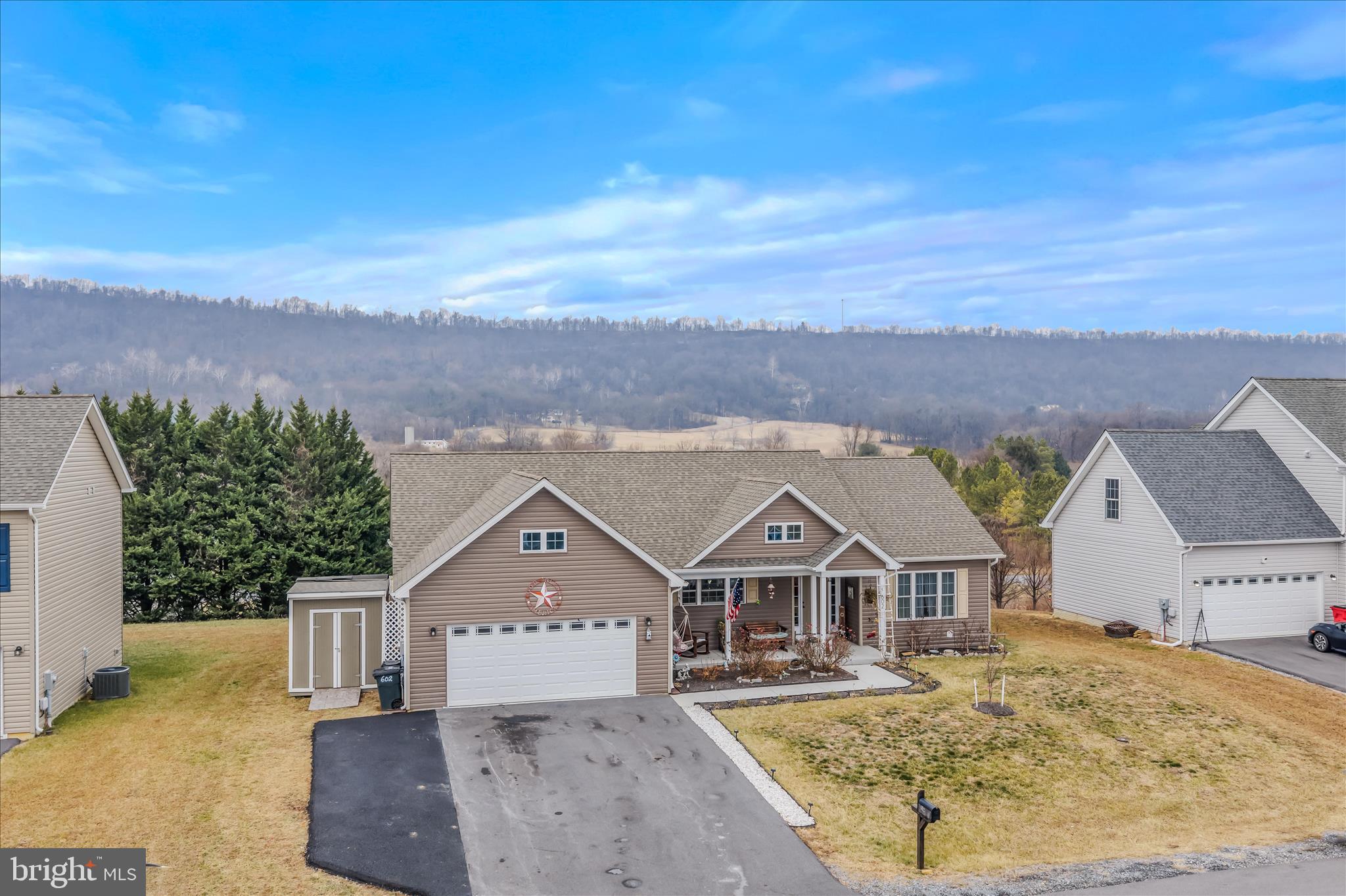 PEBBLE RIDGE - Residential