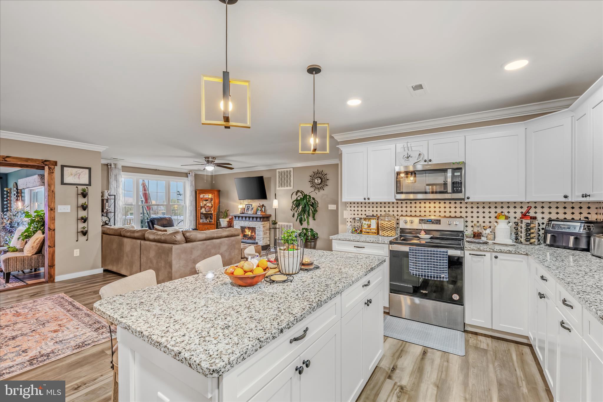 PEBBLE RIDGE - Residential