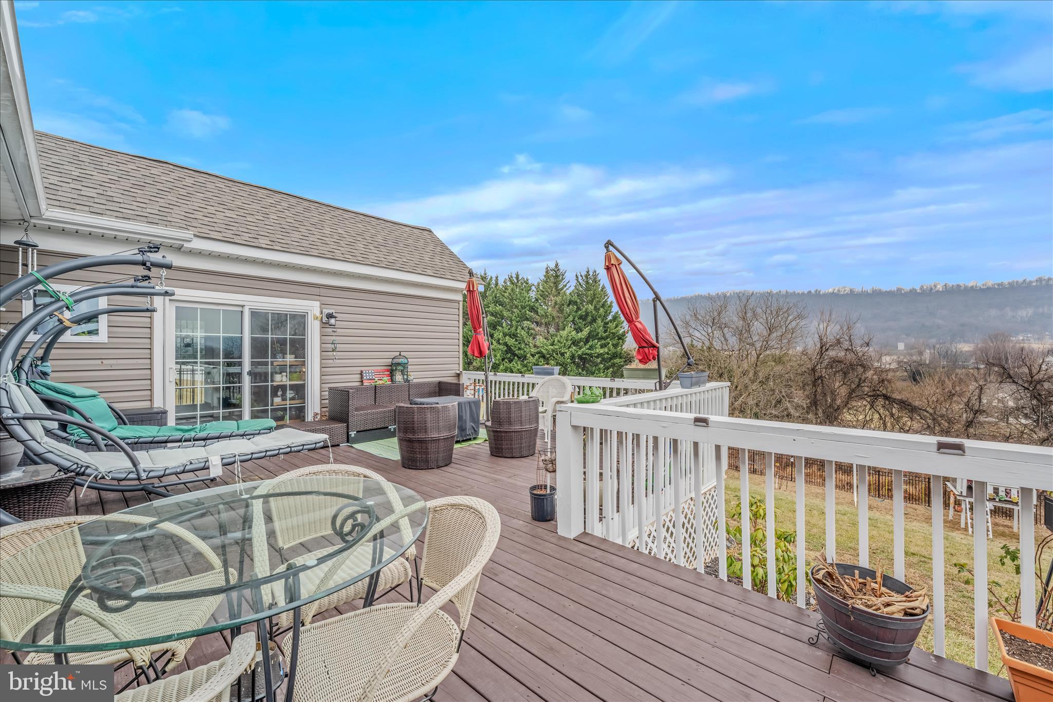 PEBBLE RIDGE - Residential