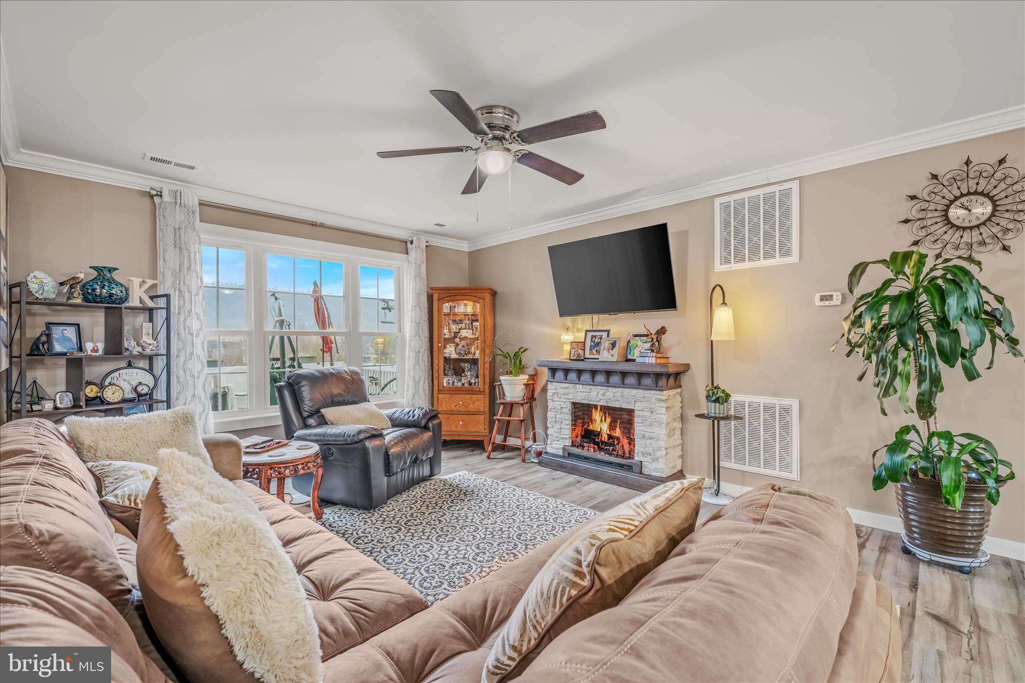 PEBBLE RIDGE - Residential